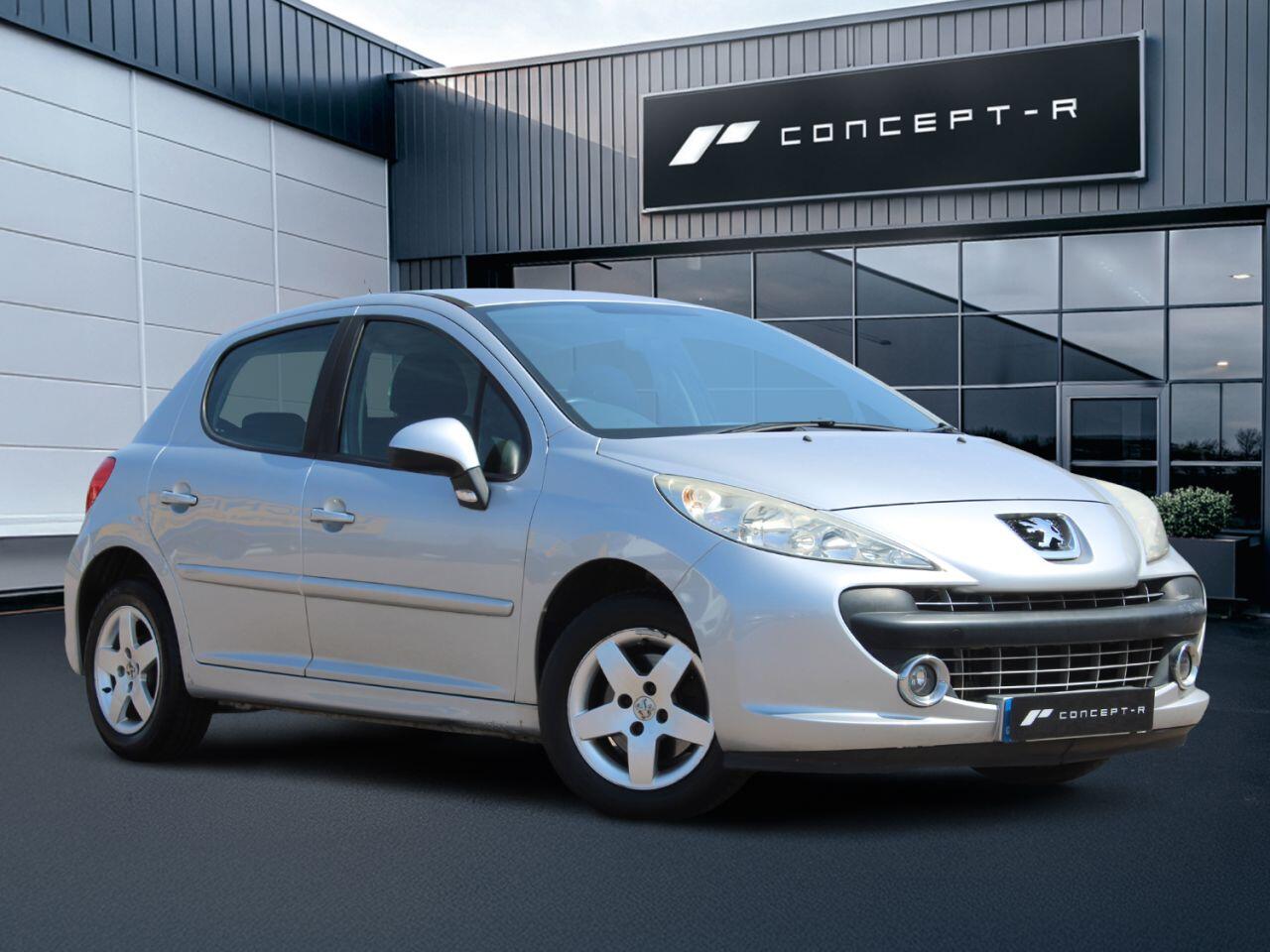 2007 Peugeot 207 in Silver for sale