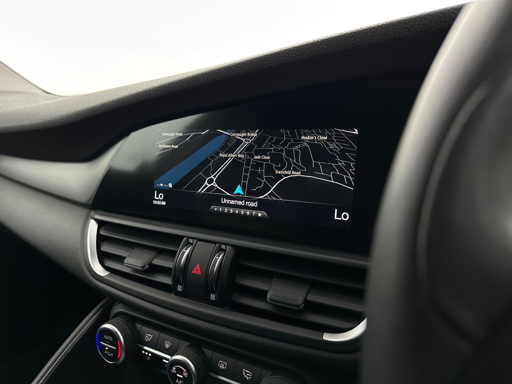 Alfa Romeo Giulia view 23