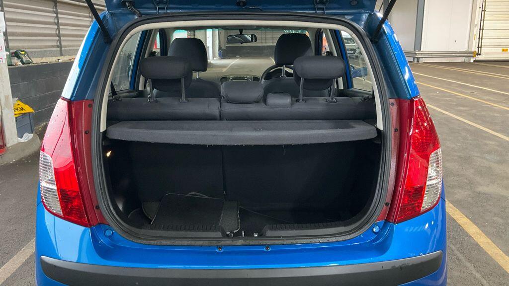 Hyundai I10 view 7