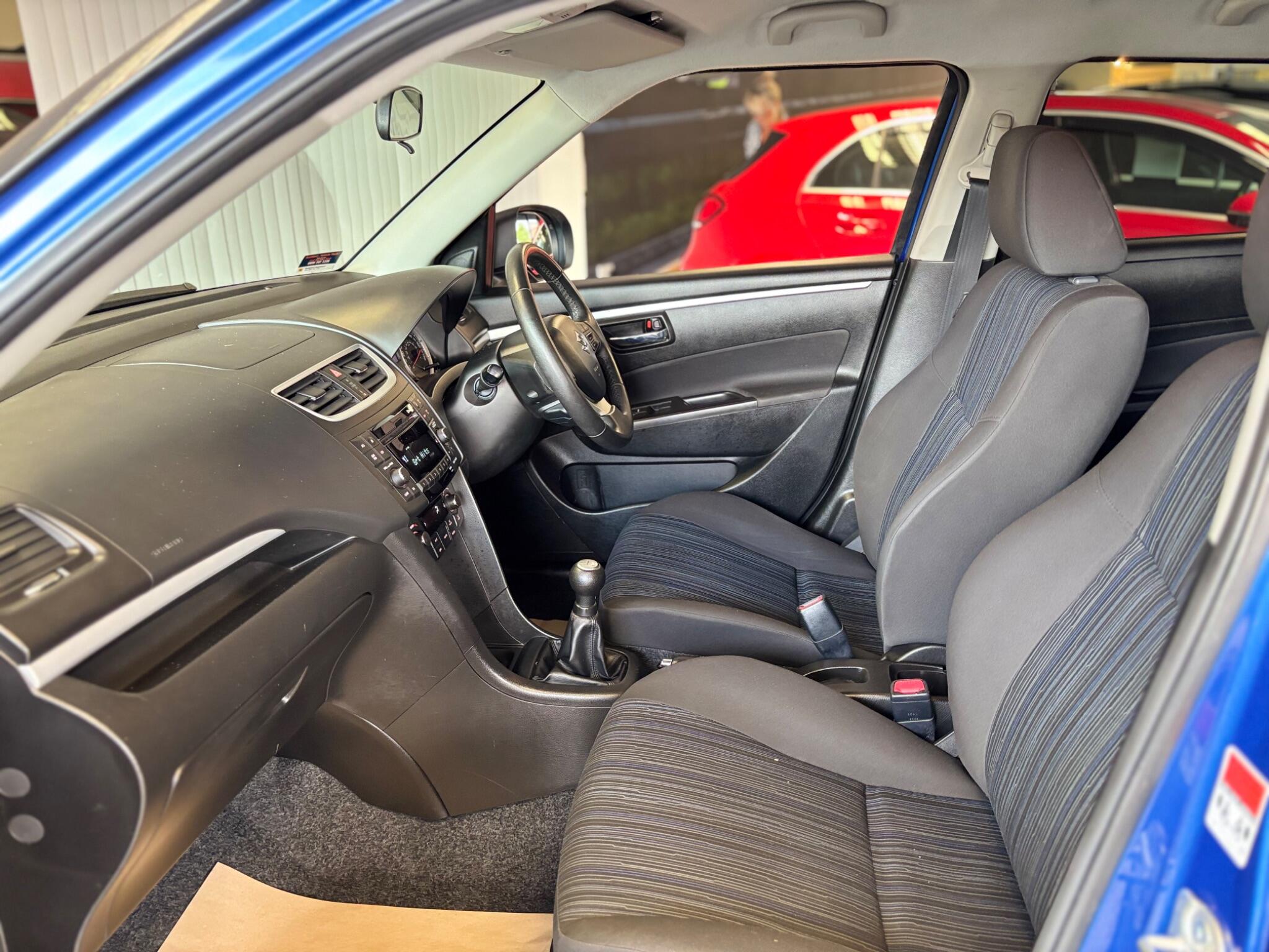 Suzuki Swift view 22
