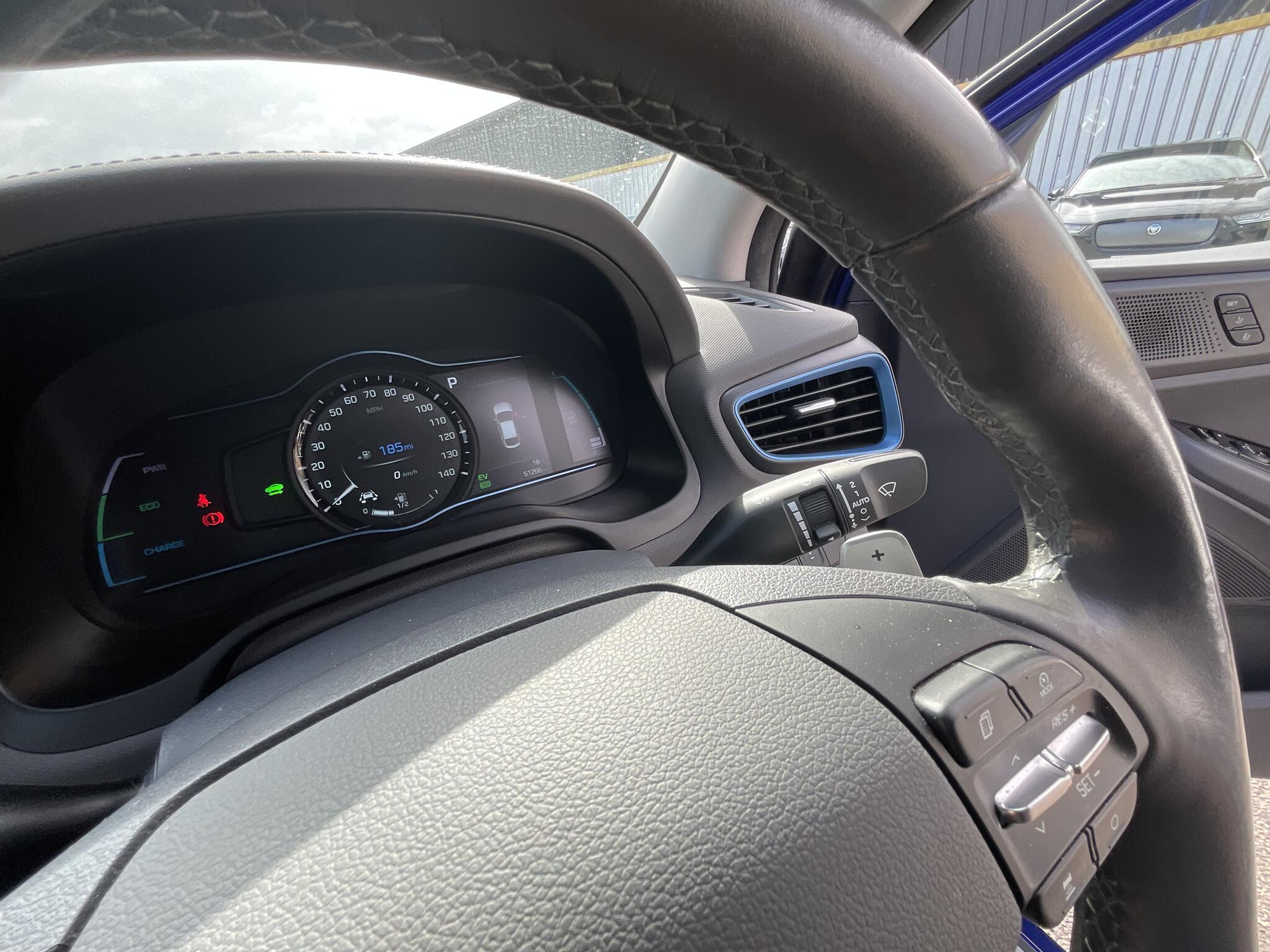 Hyundai Ioniq view 22