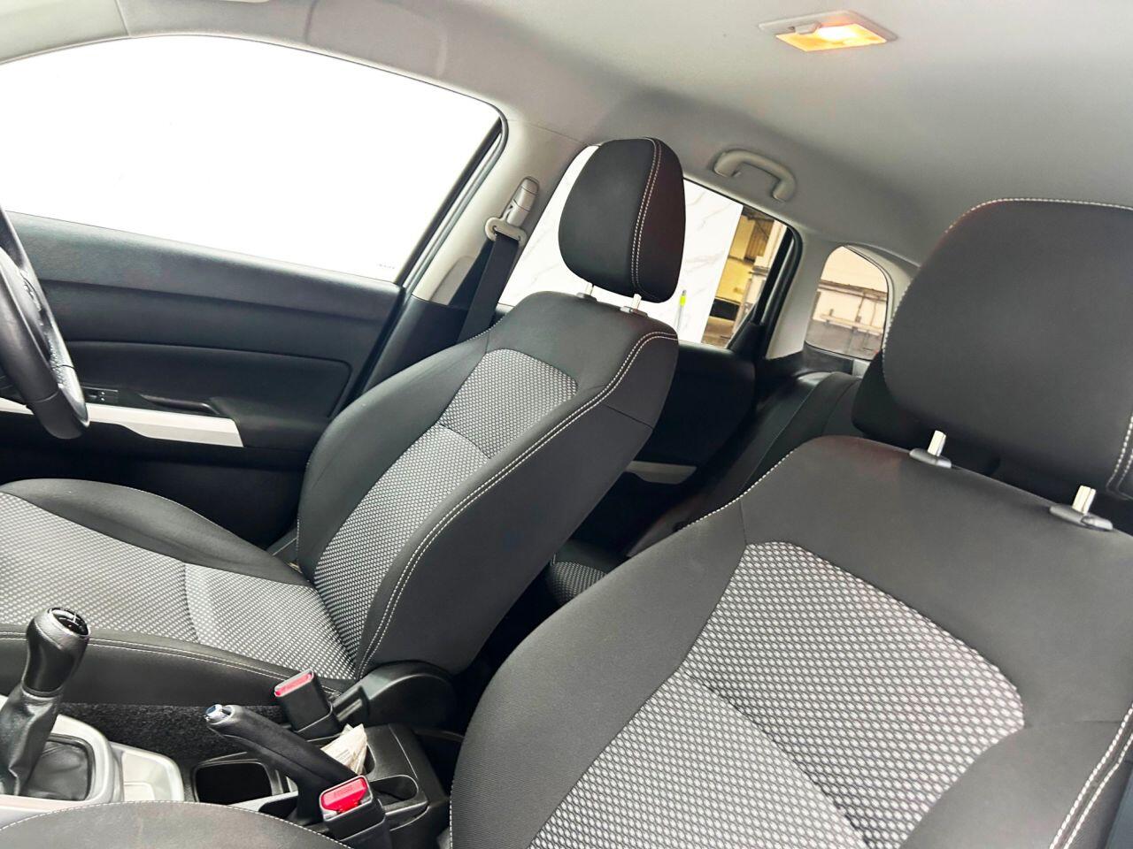 Suzuki Vitara view 13