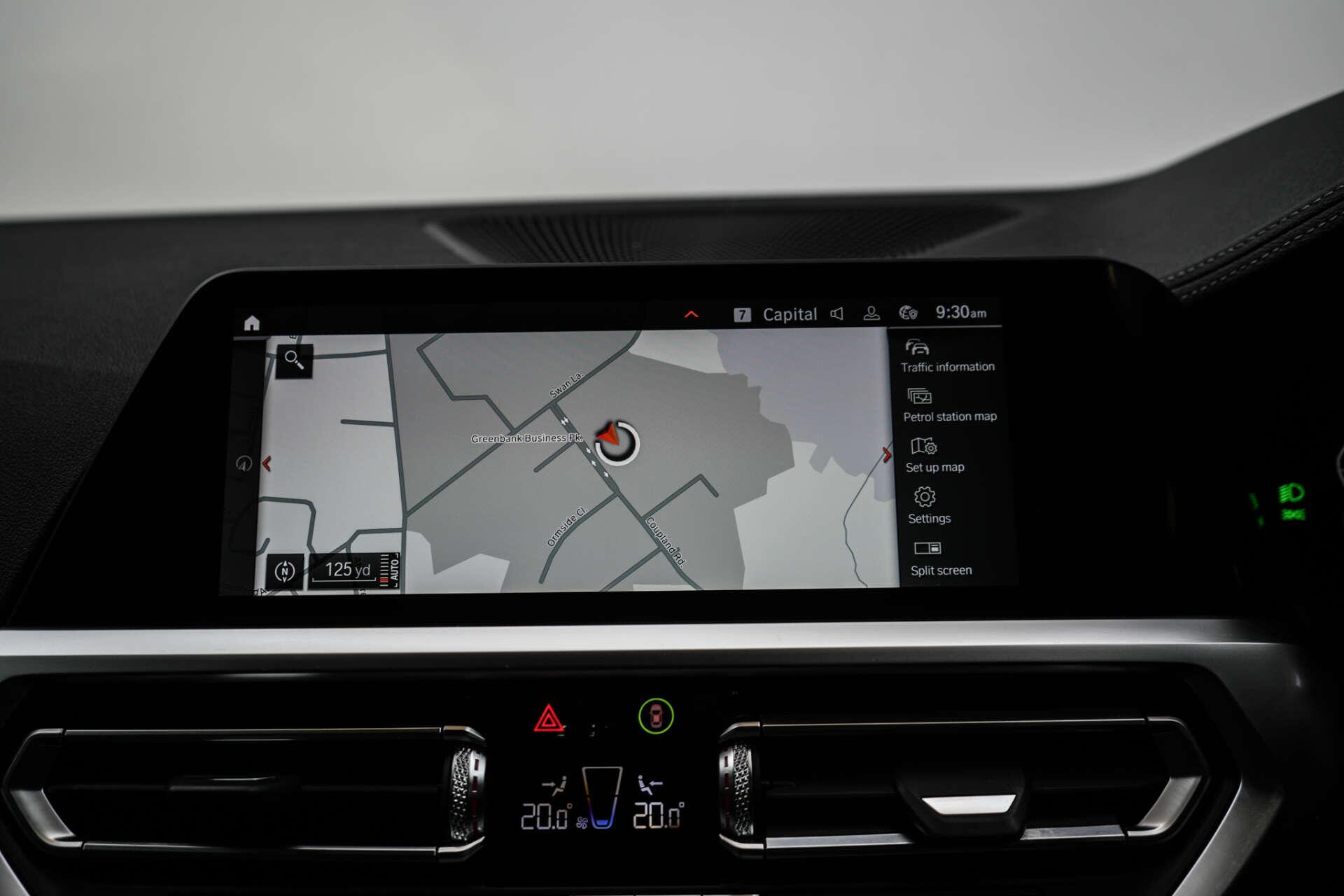 BMW 3 Series view 31