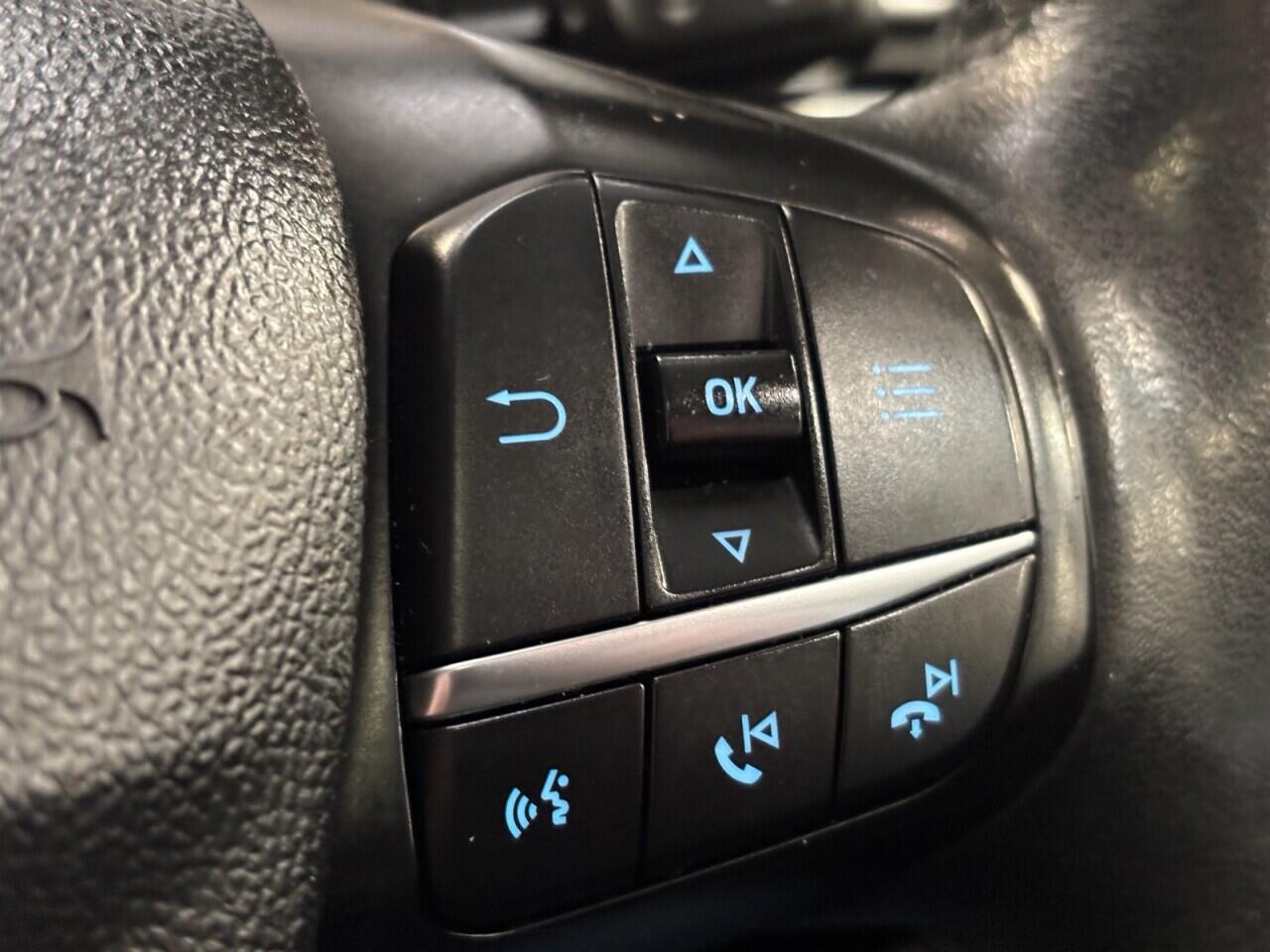 Ford Focus view 45