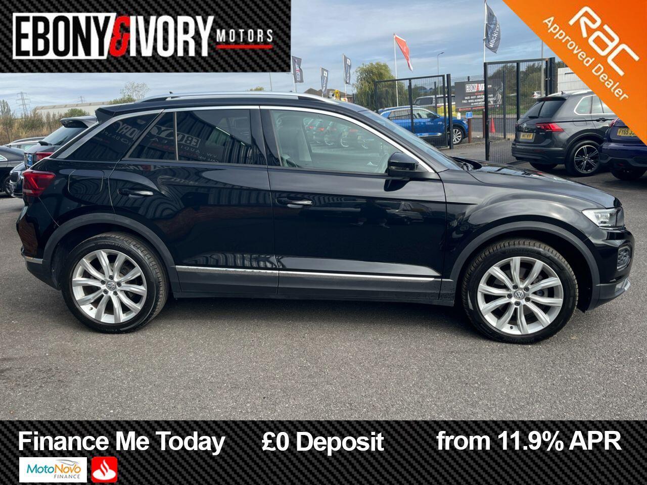 Volkswagen T-Roc view 6