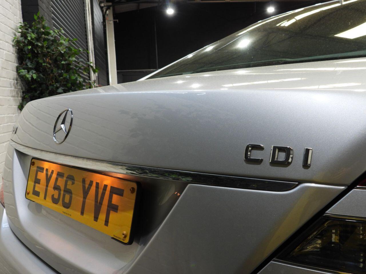 Mercedes-Benz S-Class view 51
