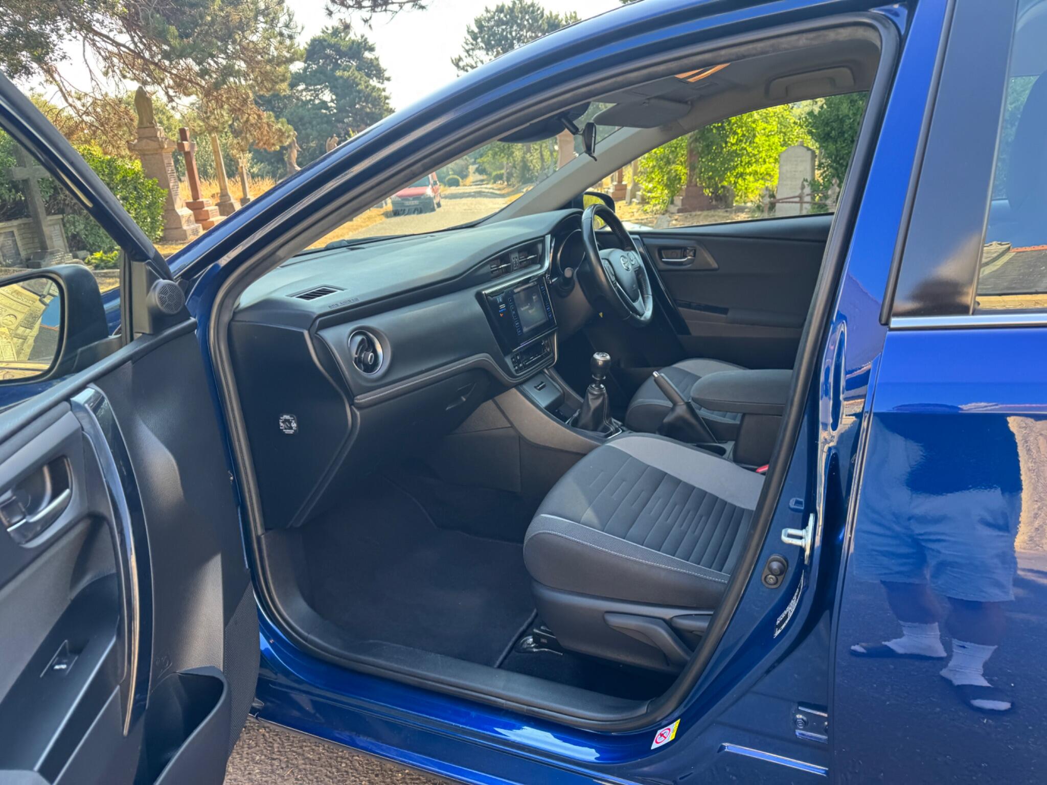 Toyota Auris view 56