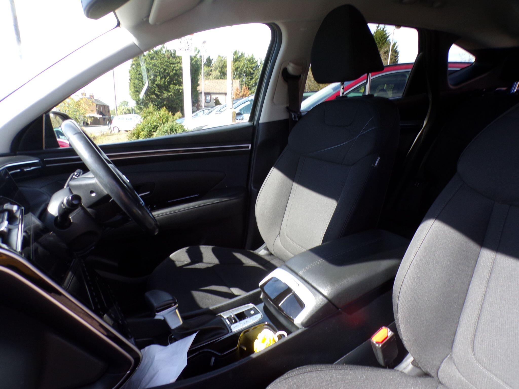 Hyundai Tucson view 17