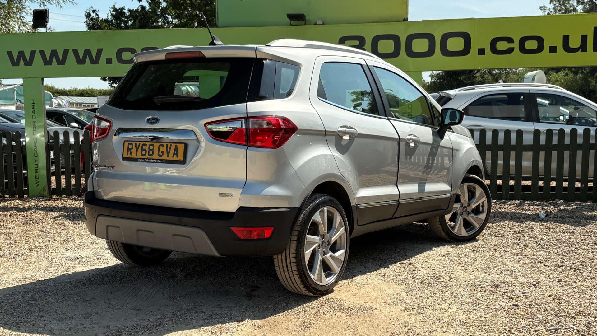 Ford Ecosport view 6