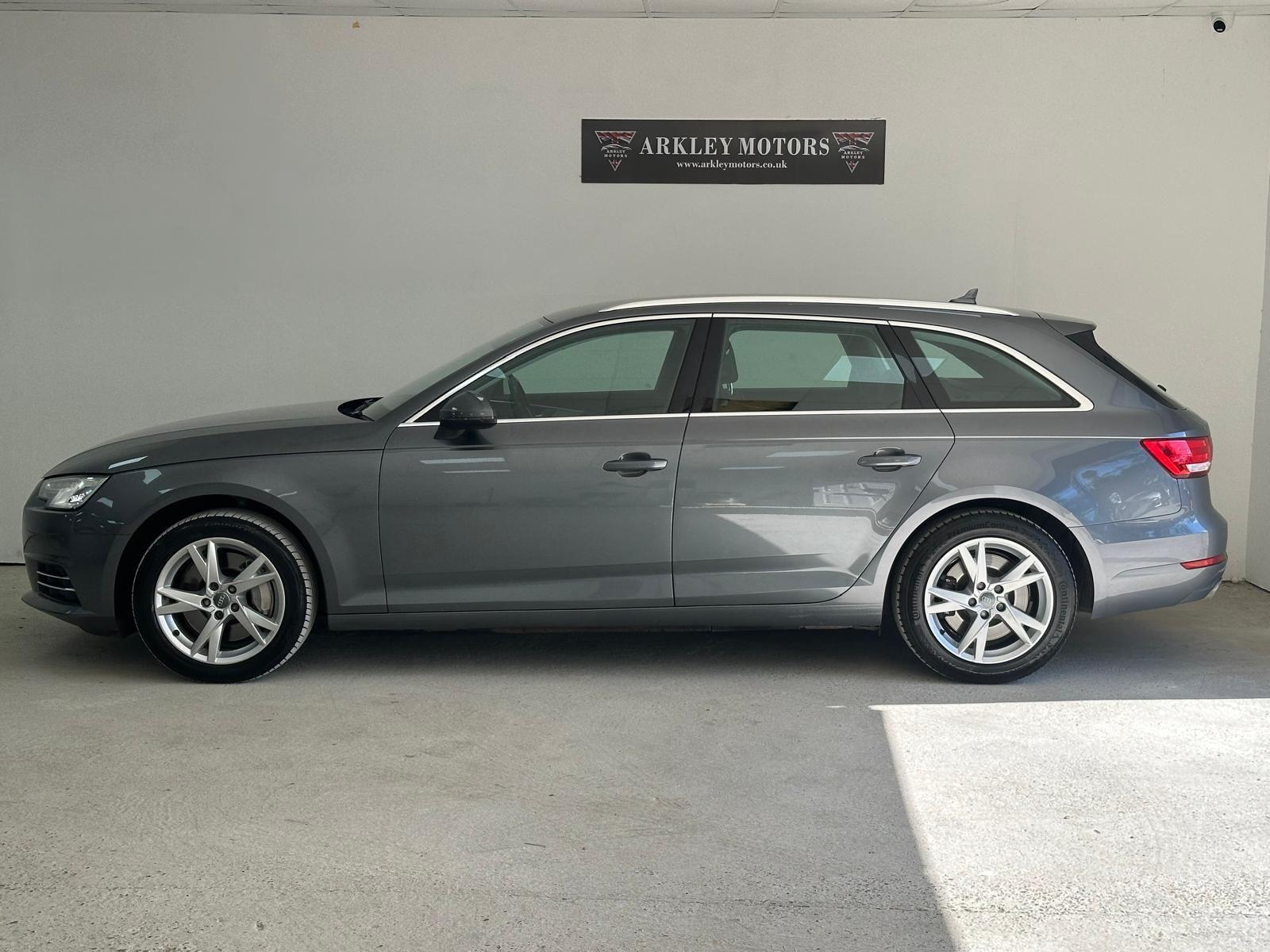 2017 Audi A4 Avant 2.0 TFSI Sport S Tronic quattro Euro 6 (s/s) 5dr • 55,124 miles image 8