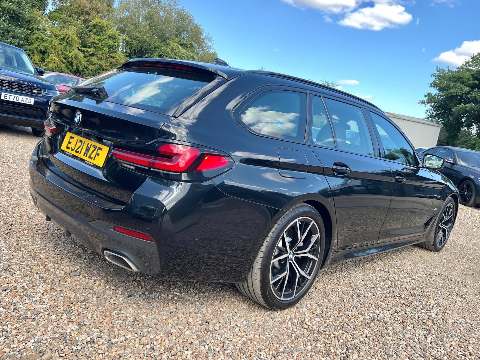 BMW 5 Series view 3