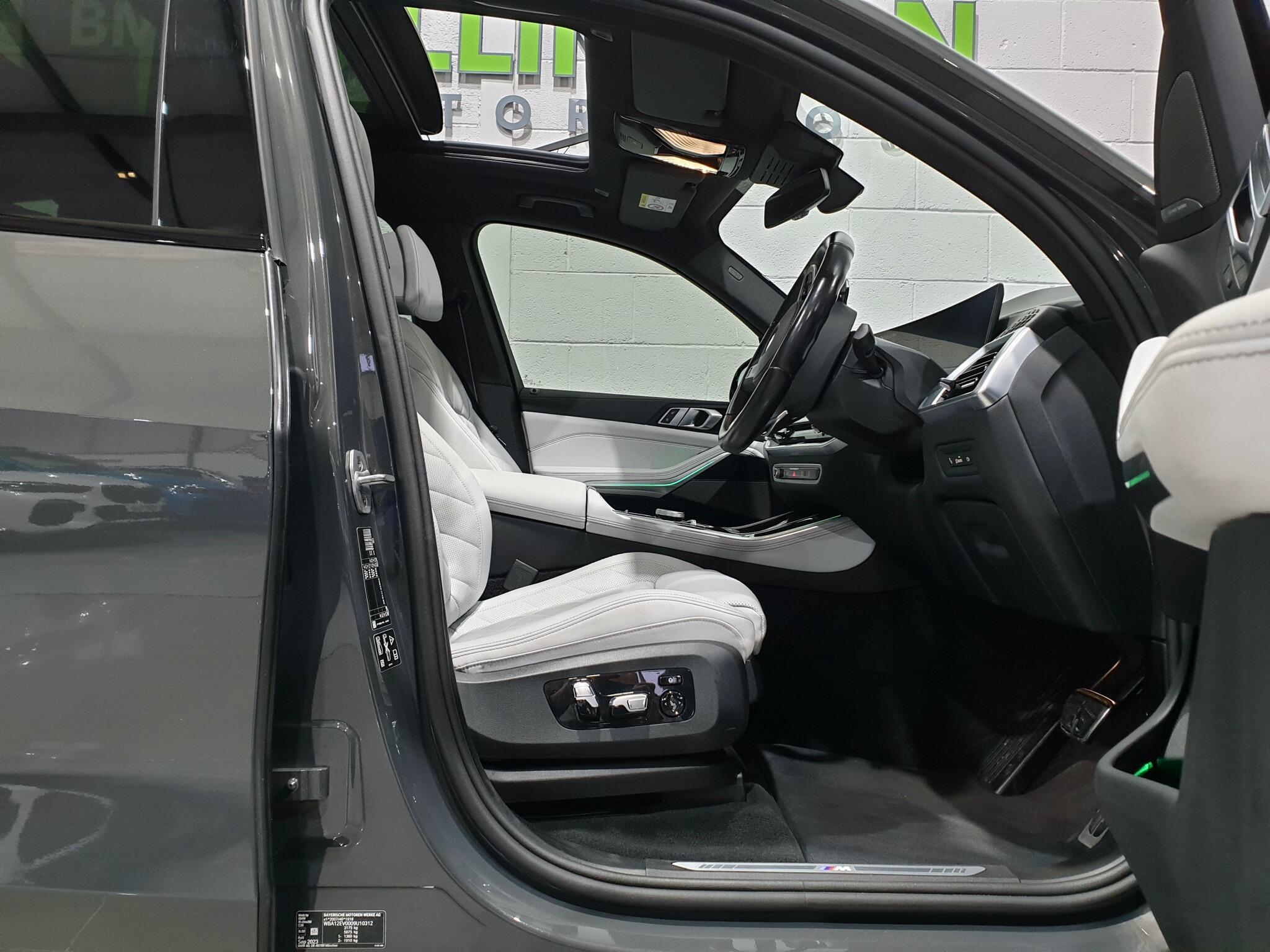 BMW X5 view 45