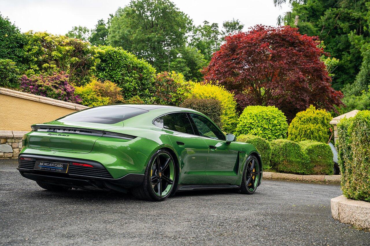 Porsche Taycan view 101