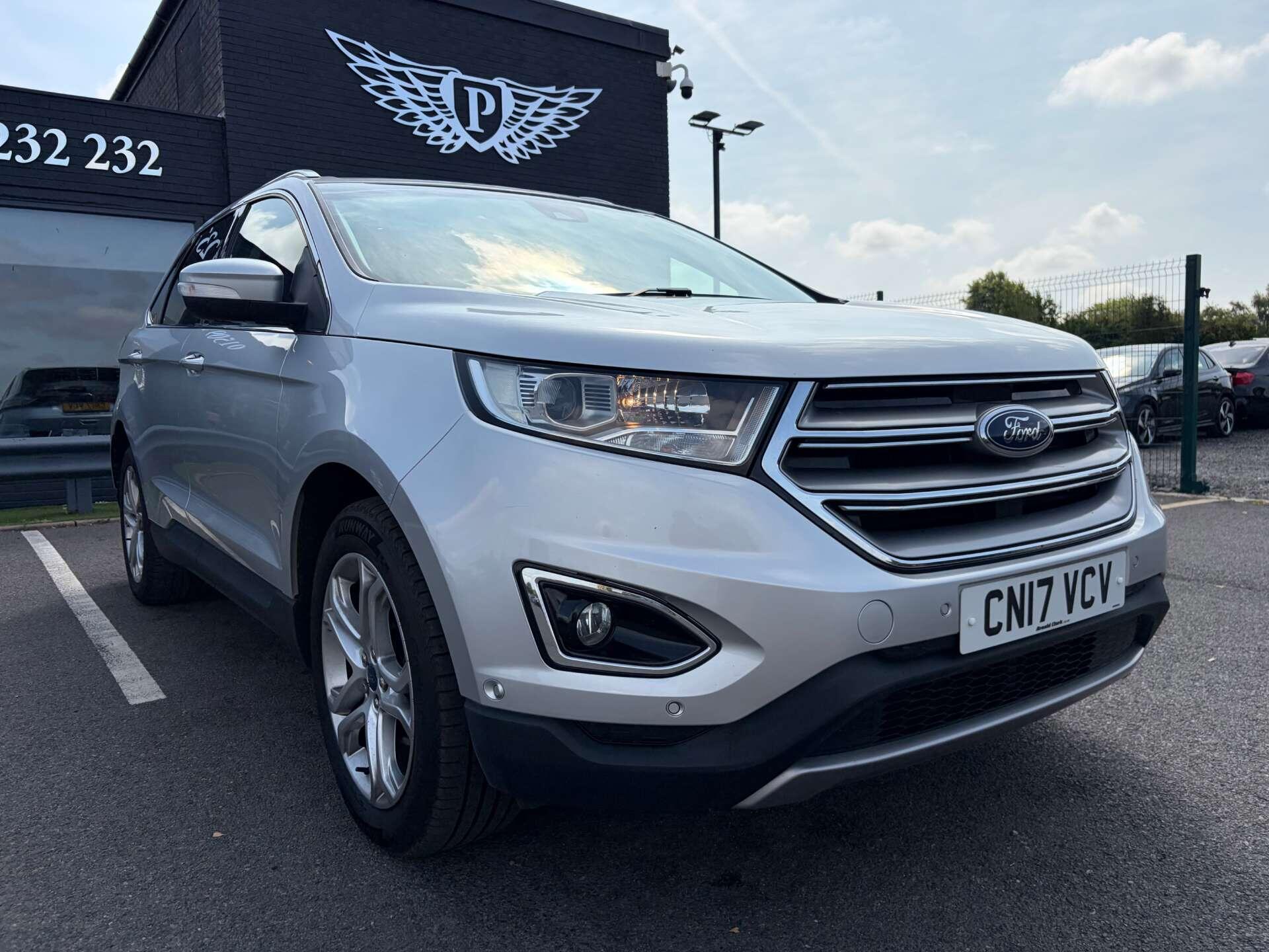 Ford Edge view 52