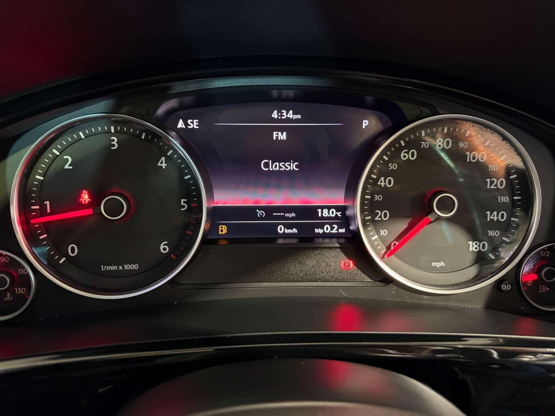 Volkswagen Touareg view 33