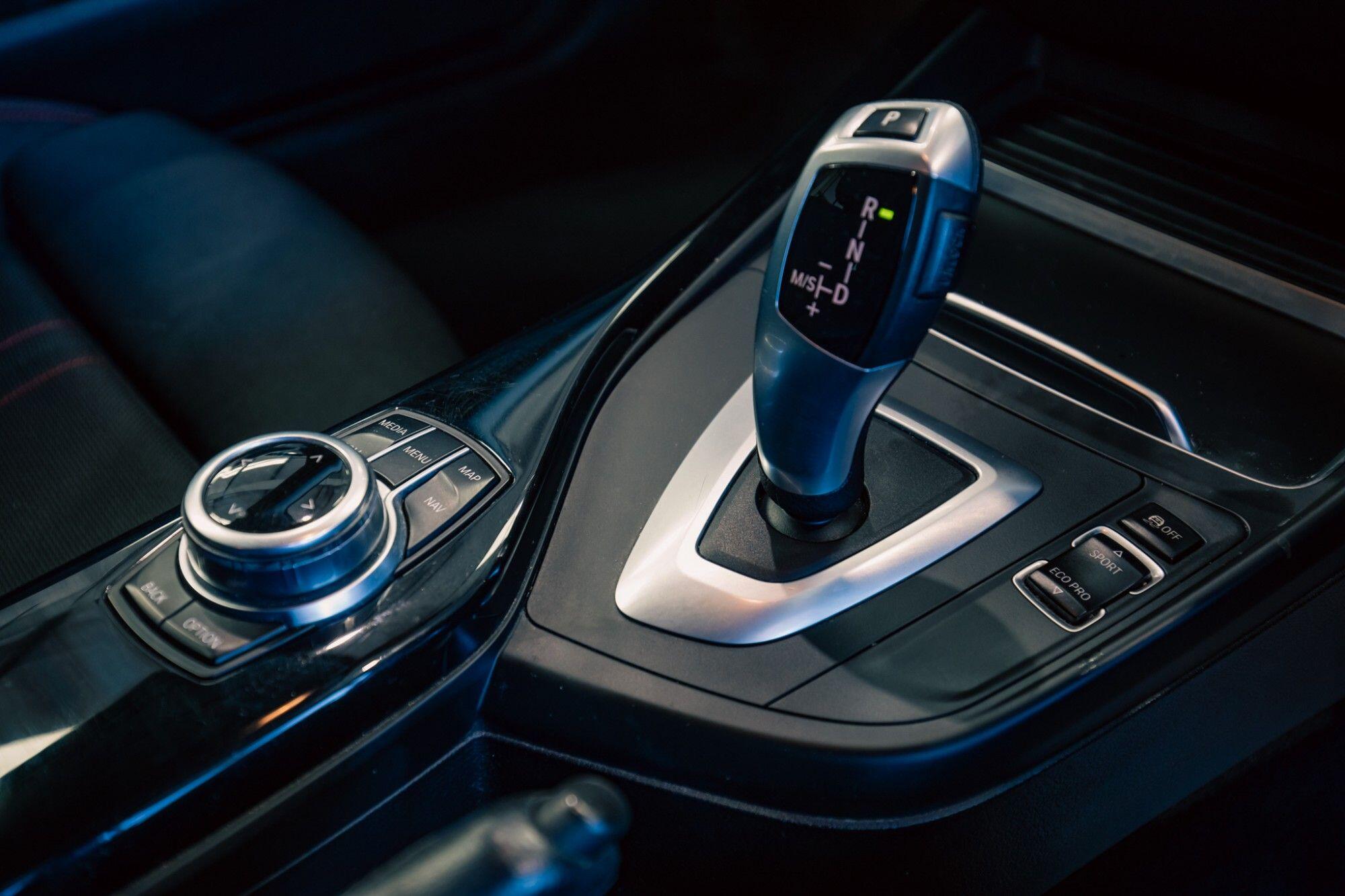 BMW 1 Series view 18