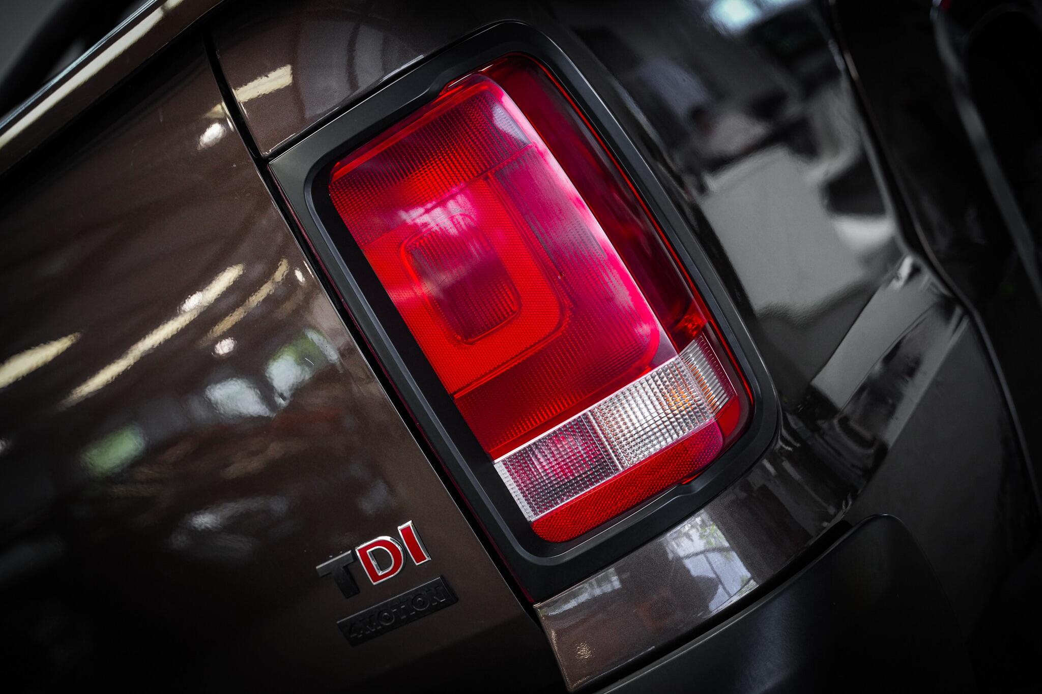 Volkswagen Amarok view 39