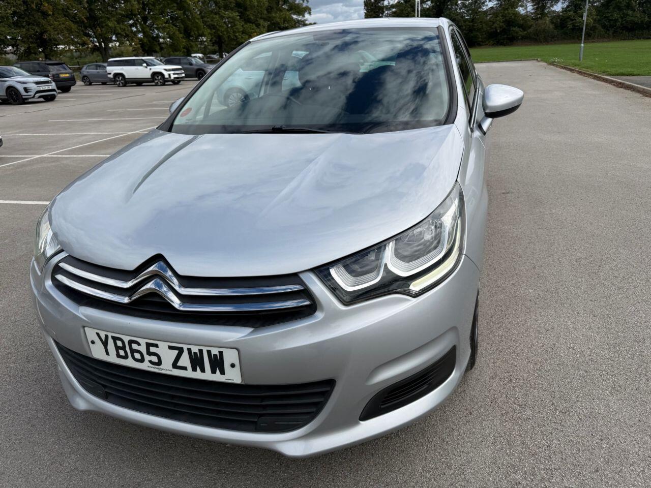 Citroen C4 view 12