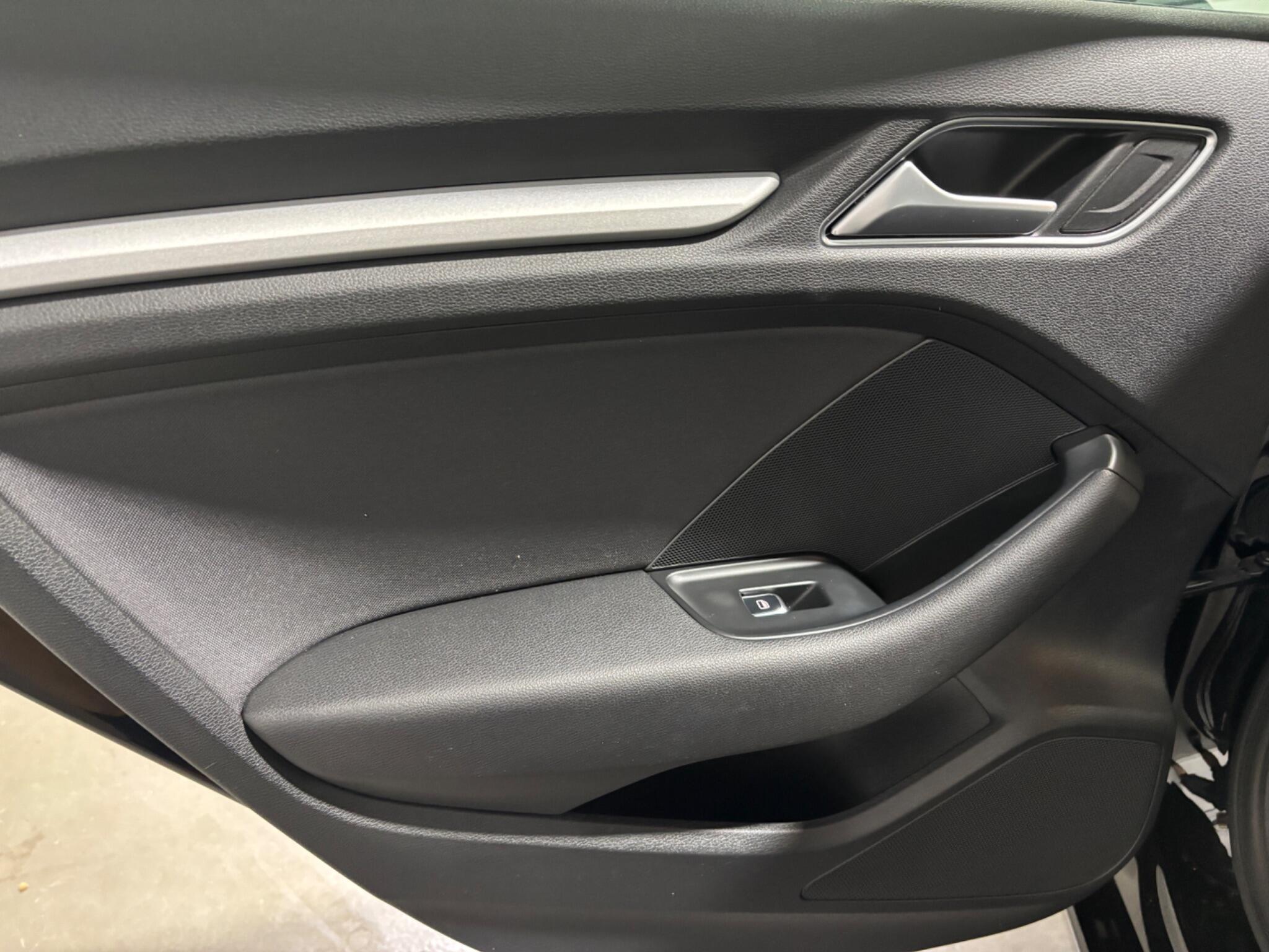 Audi A3 view 6