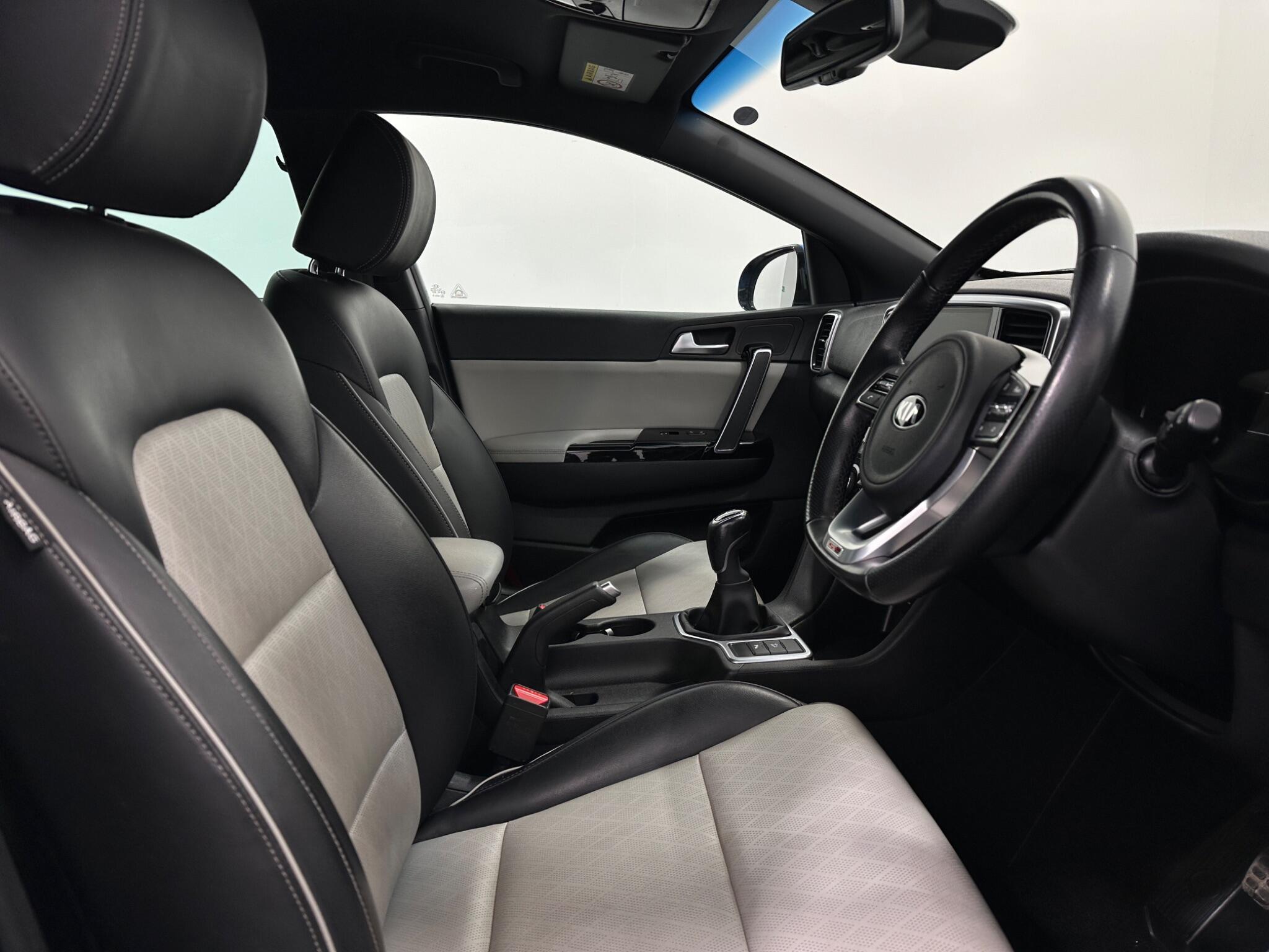 Kia Sportage view 33