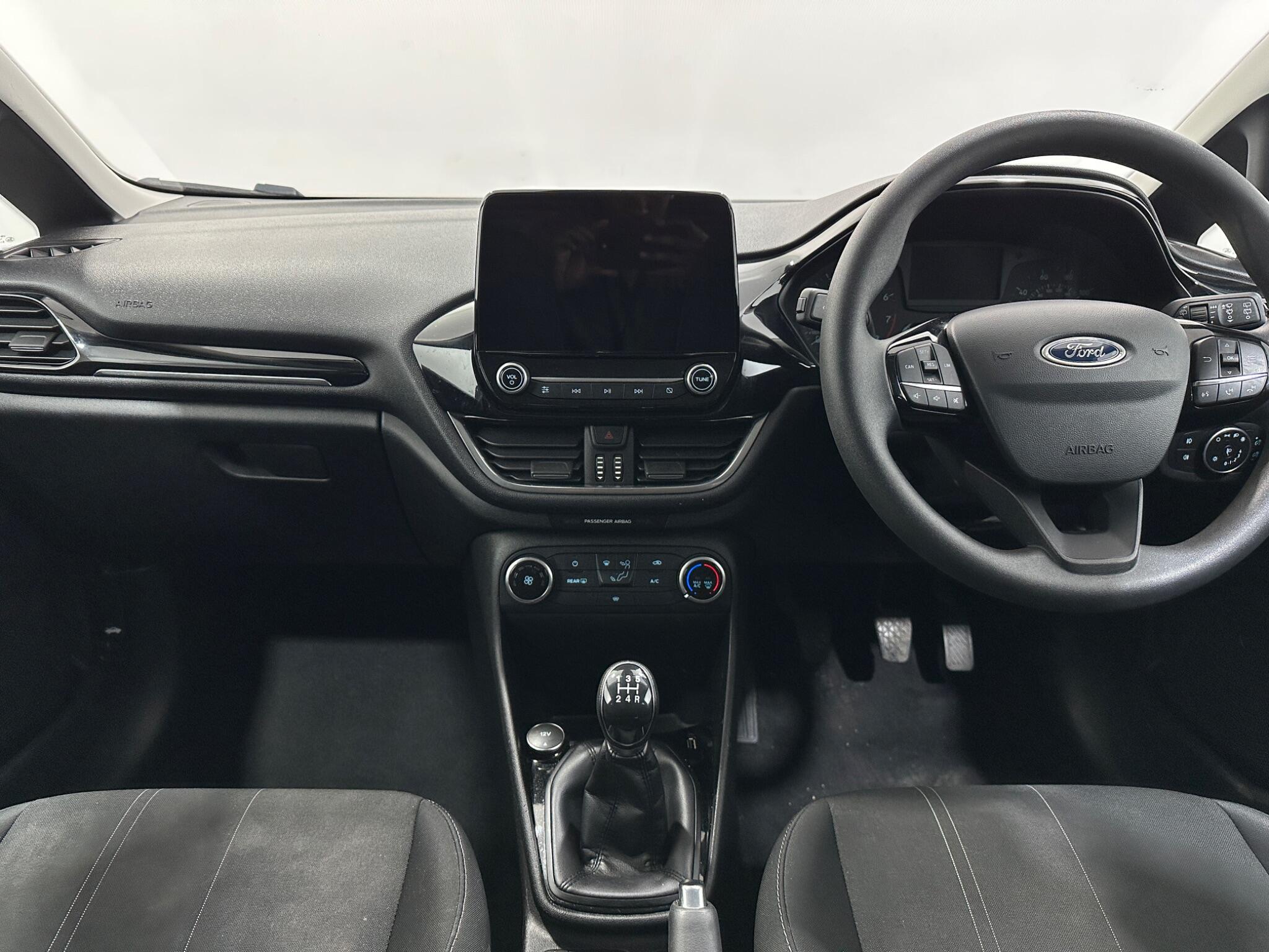 Ford Fiesta view 20