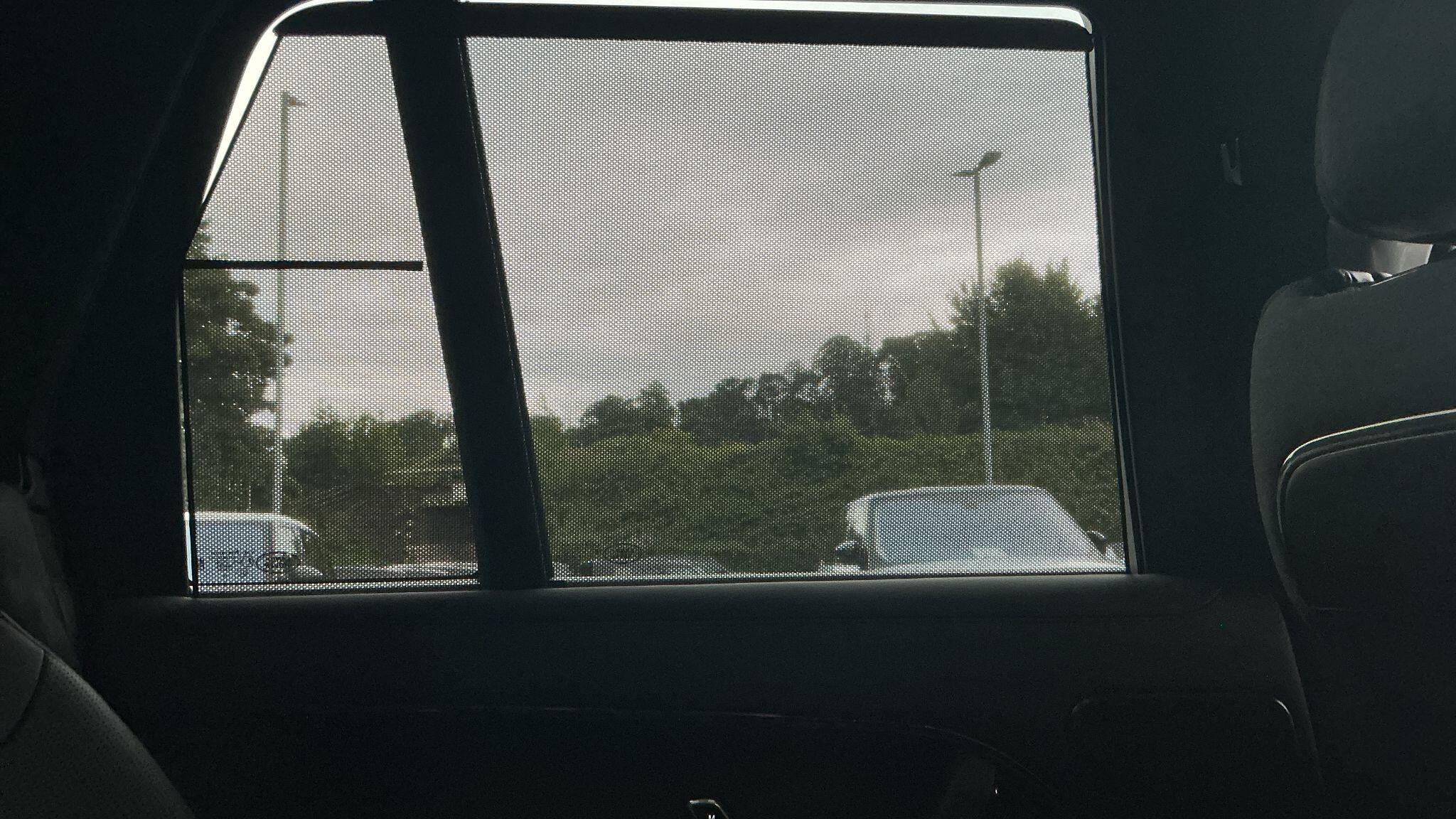 Land Rover Range Rover view 44