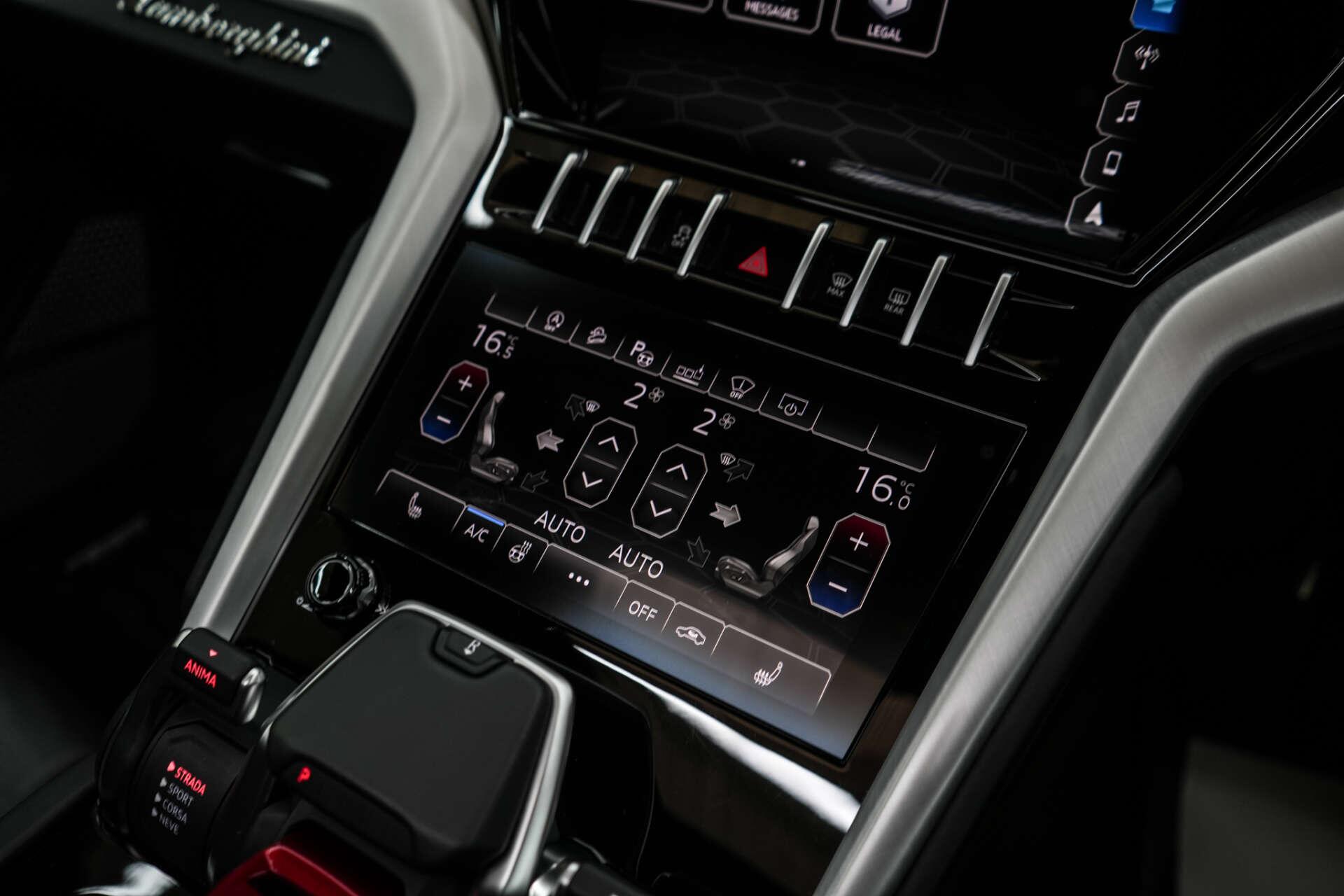 Lamborghini Urus view 55