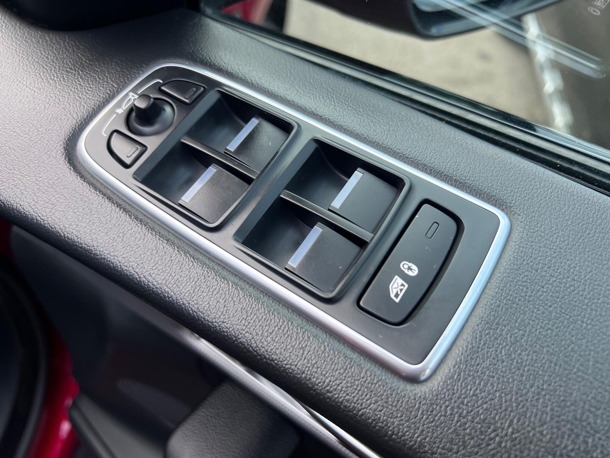 Jaguar F-Pace view 32