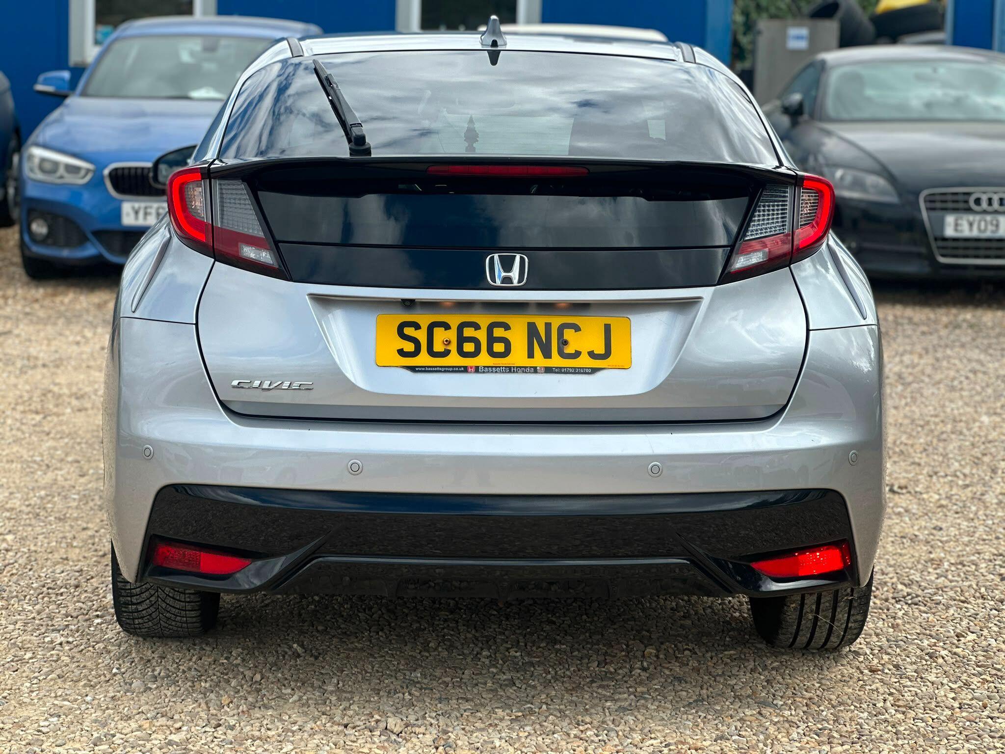 Honda Civic view 24