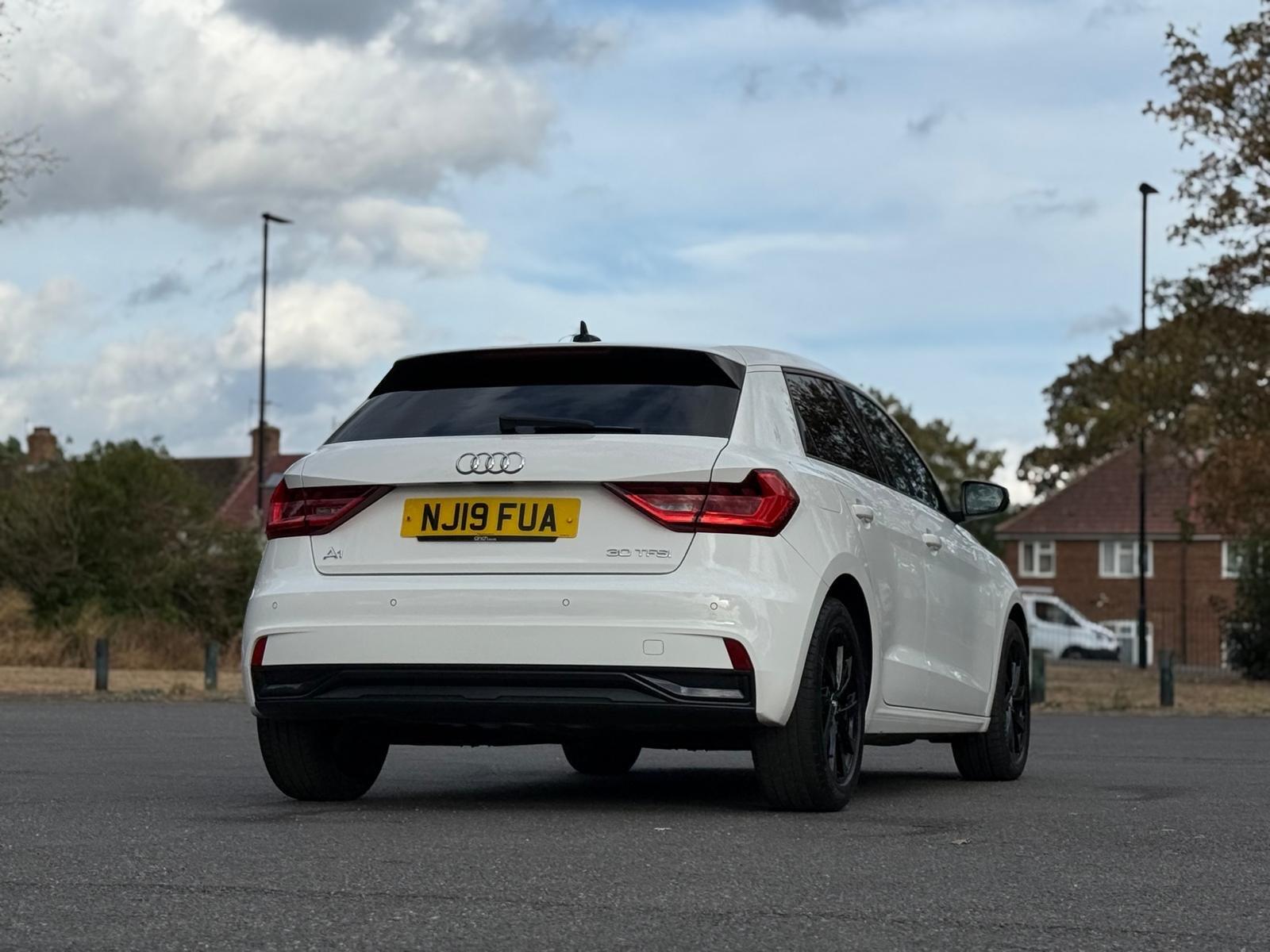 Audi A1 view 16