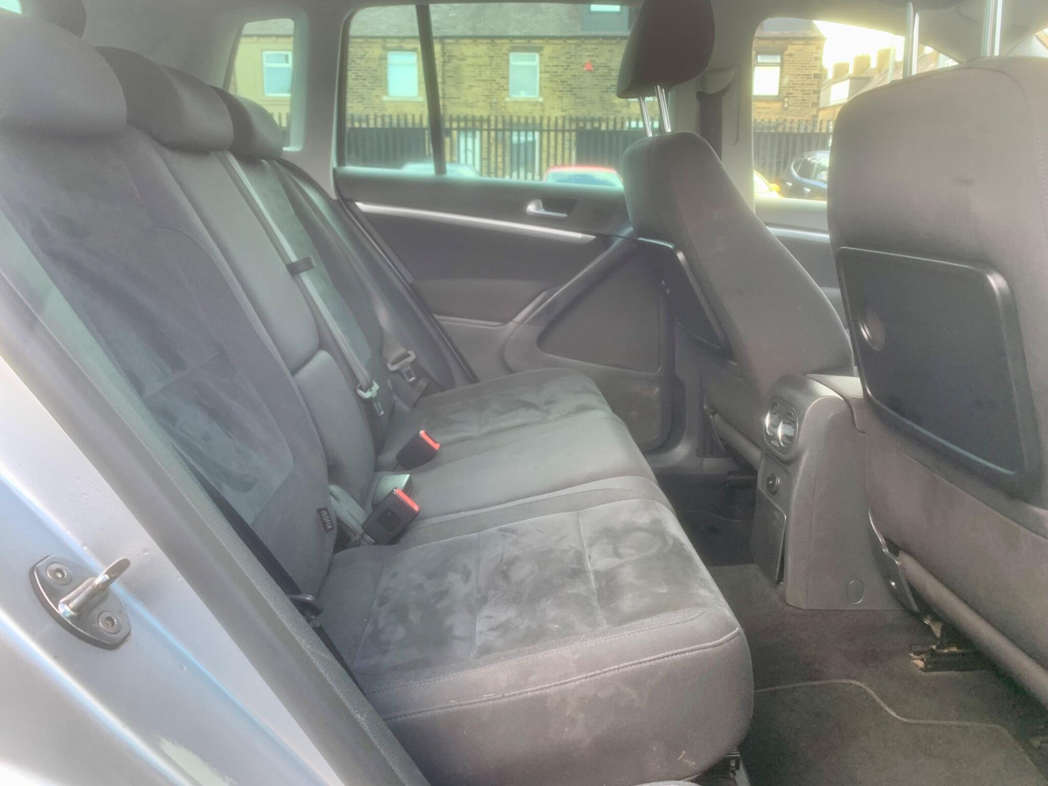 Volkswagen Tiguan view 50