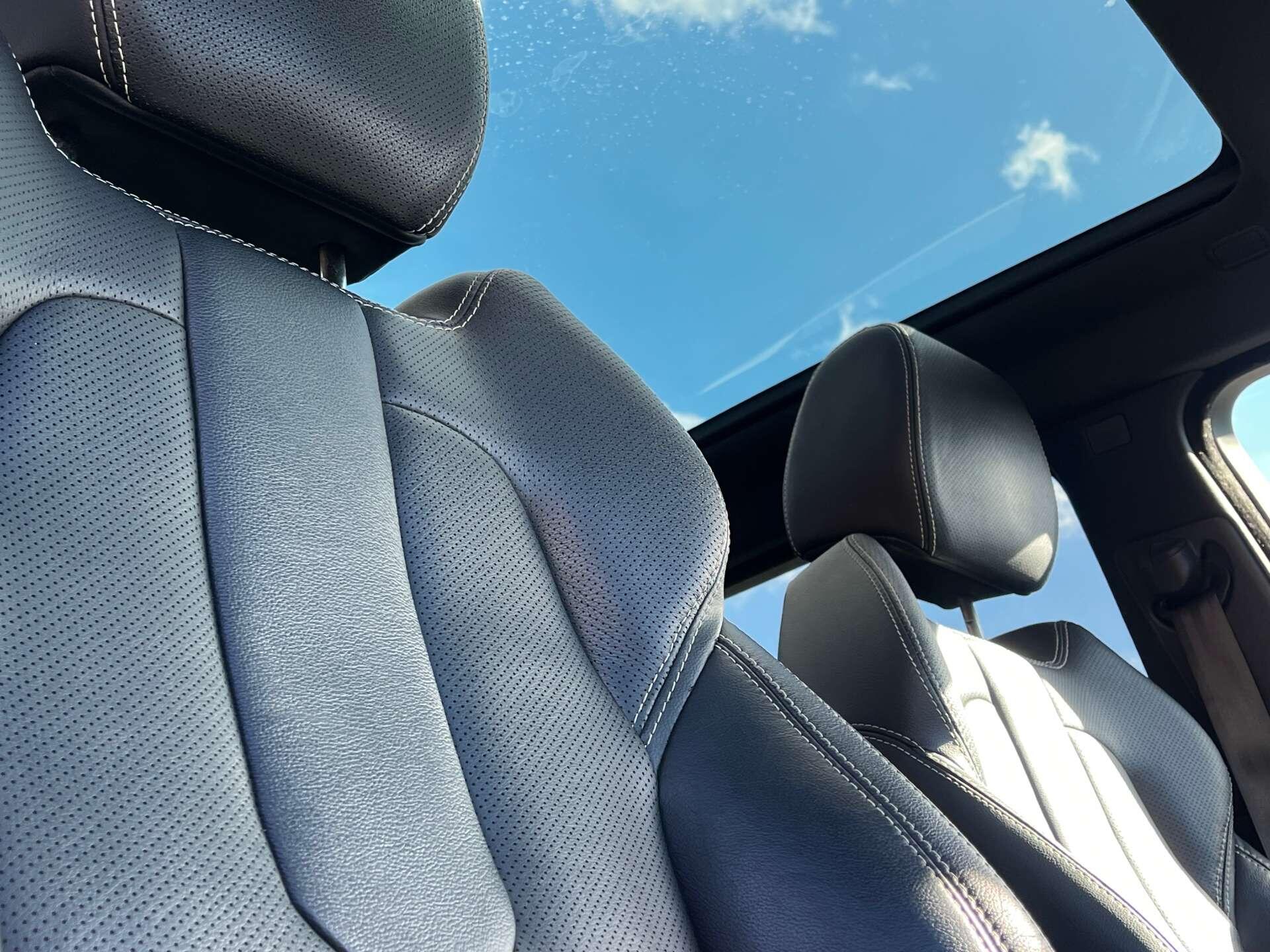 Land Rover Range Rover Evoque view 14