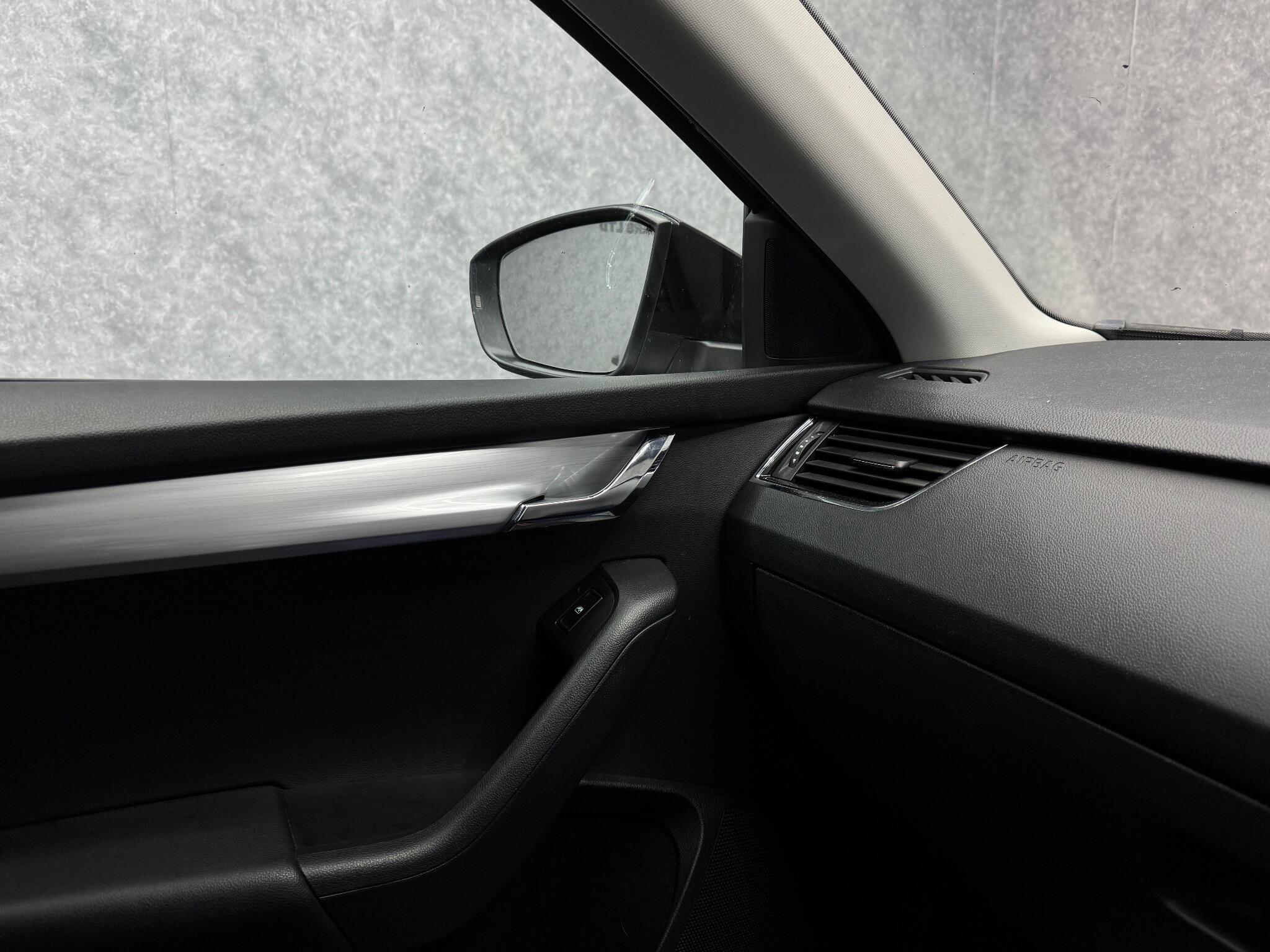 Skoda Octavia view 19