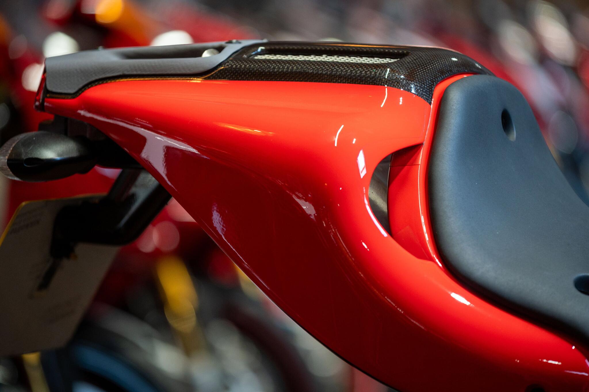 Ducati Desmosedici RR view 3