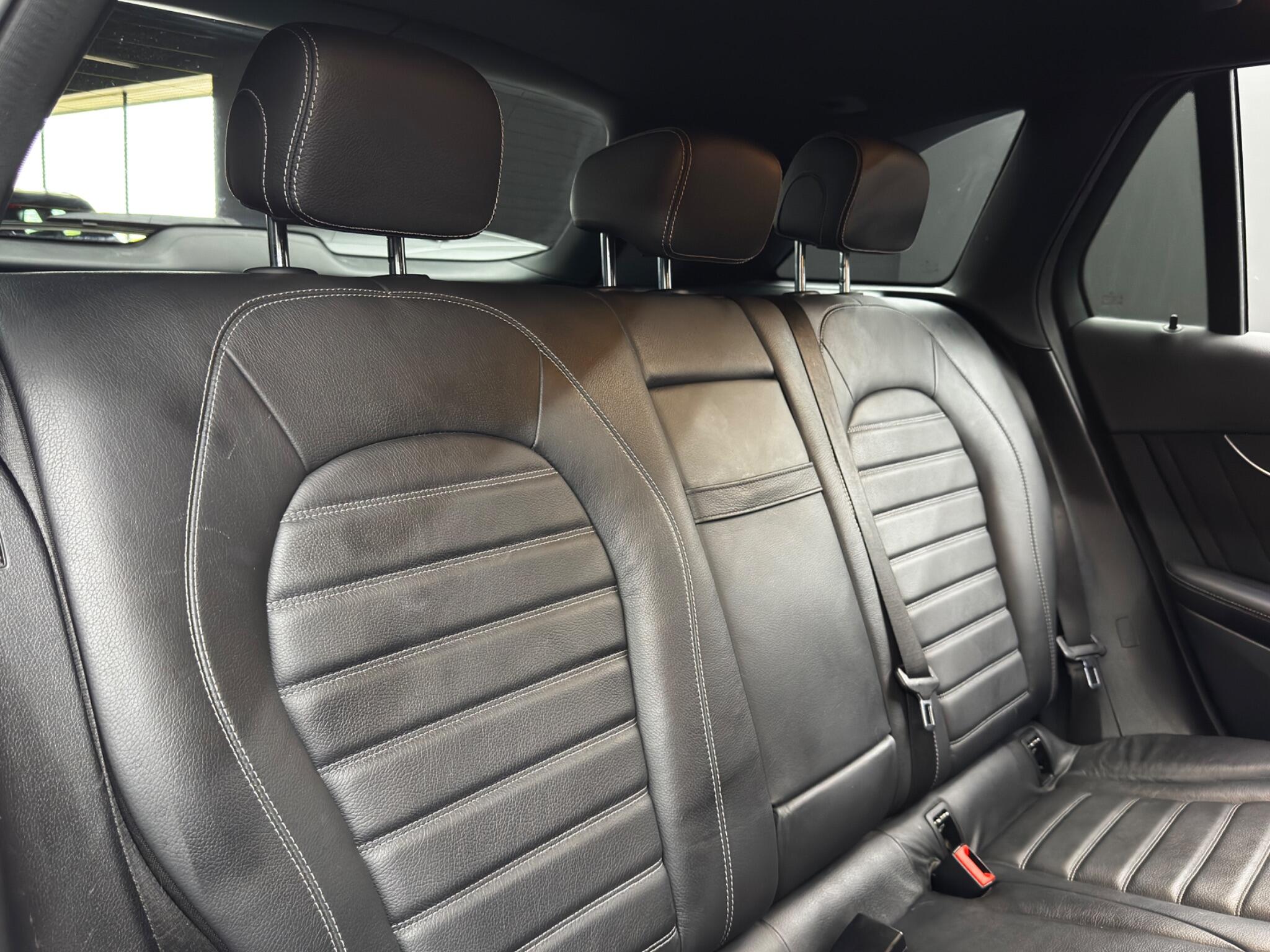 Mercedes-Benz GLC view 16