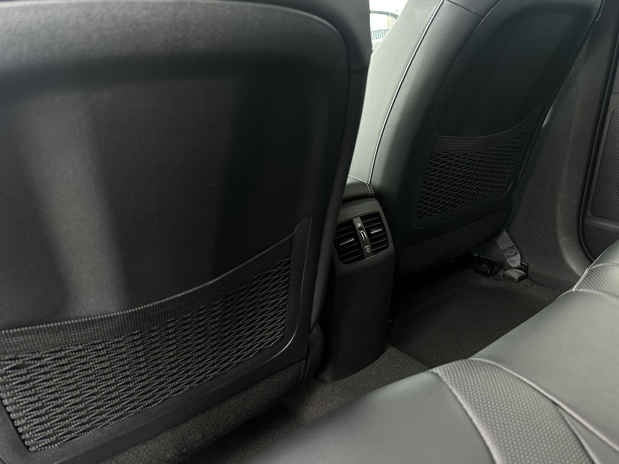 Kia Niro view 32