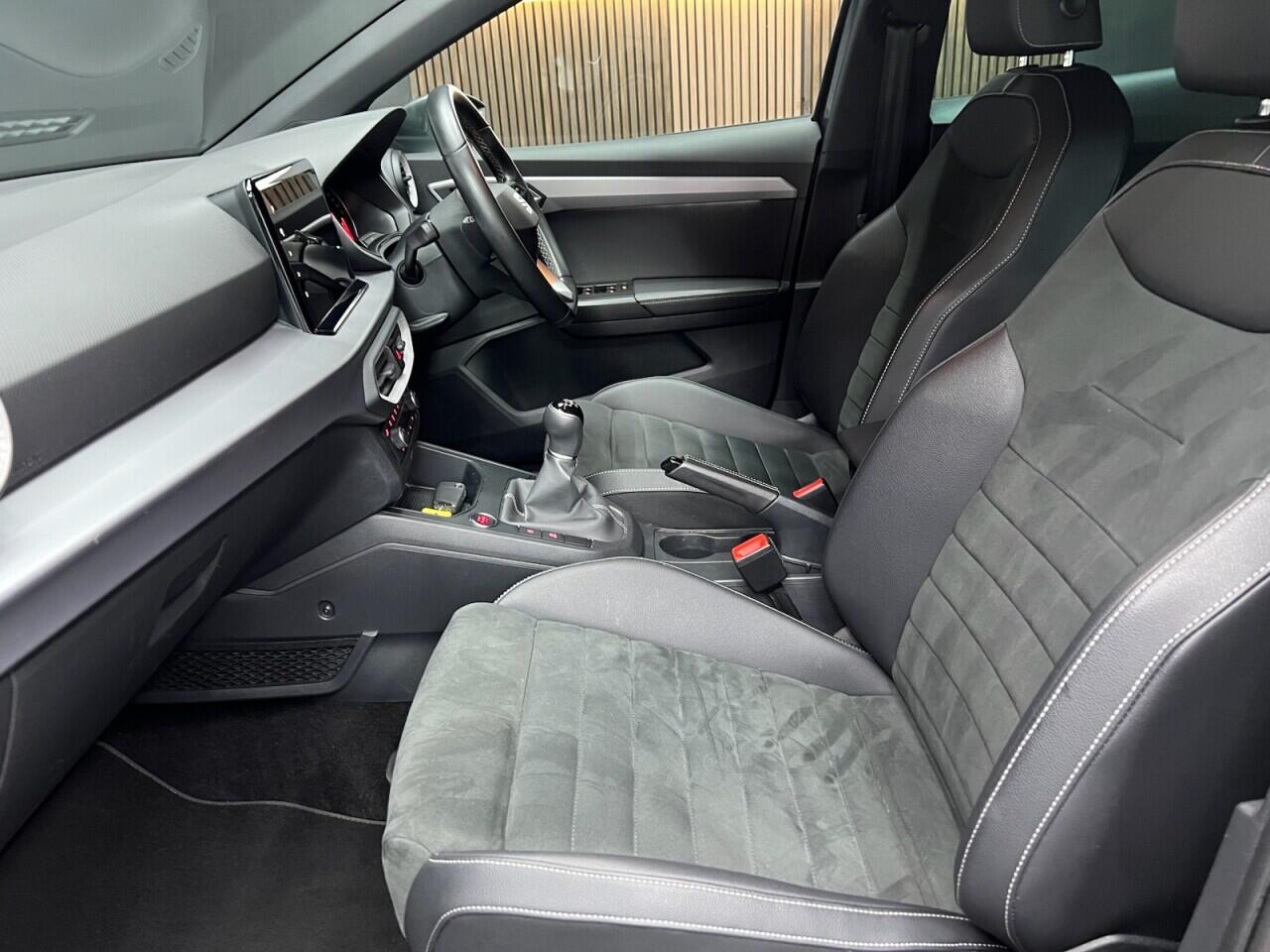 SEAT Ibiza view 28
