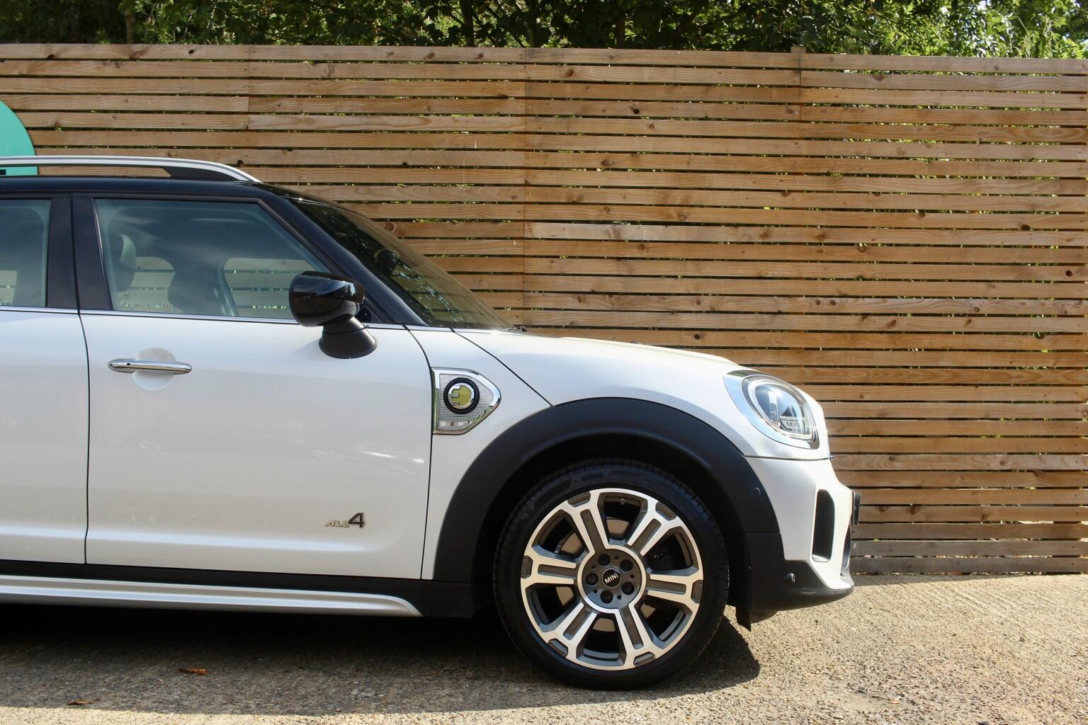 Mini Countryman view 38