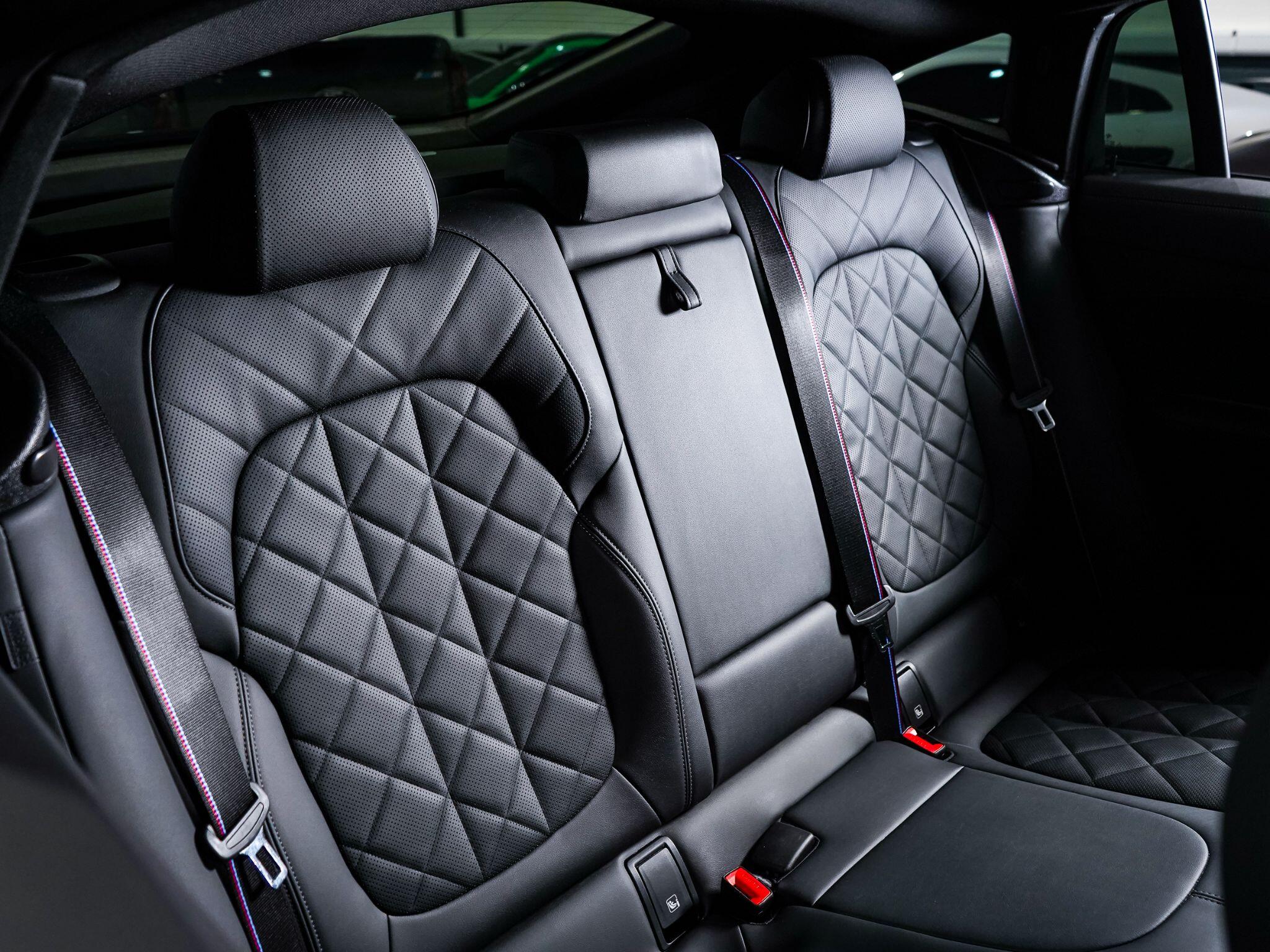 BMW X6 view 13