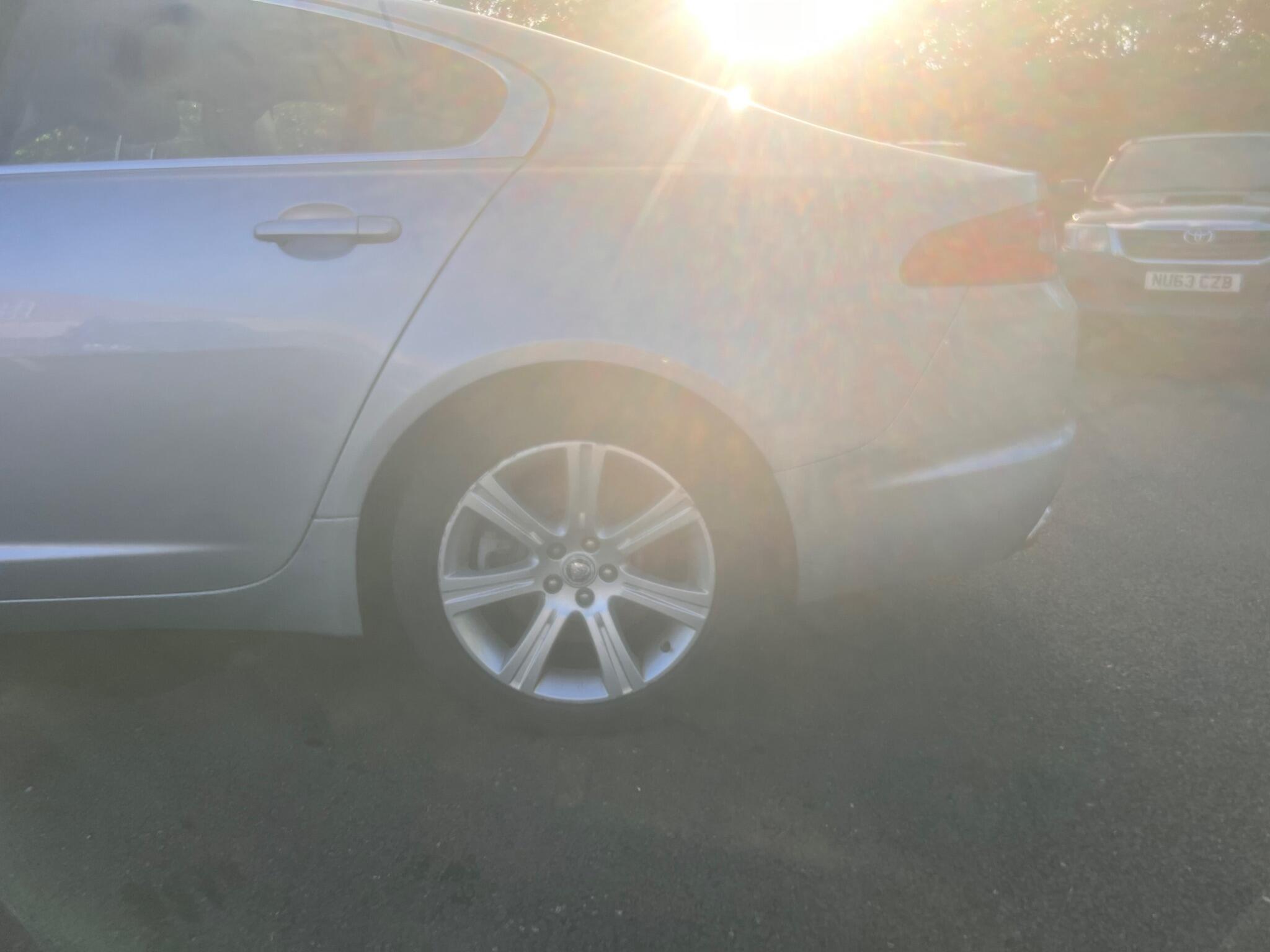 2011 Jaguar XF 3.0d V6 Luxury Auto Euro 5 4dr • 95,964 miles image 31