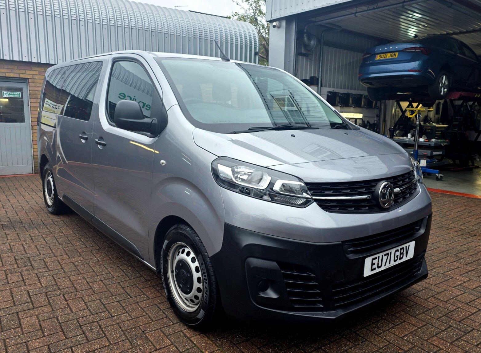 Vauxhall Vivaro Life