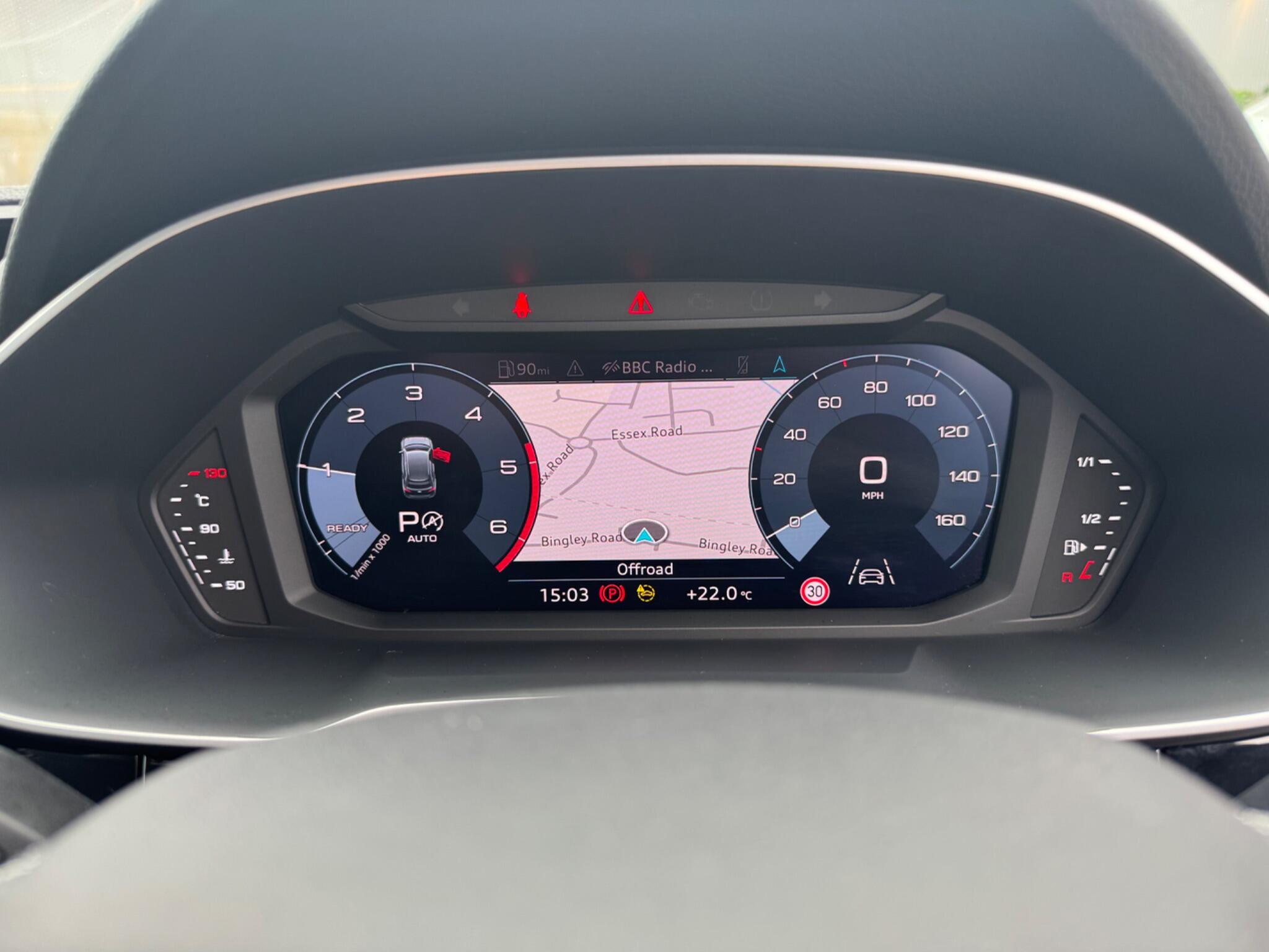 Audi Q3 view 46