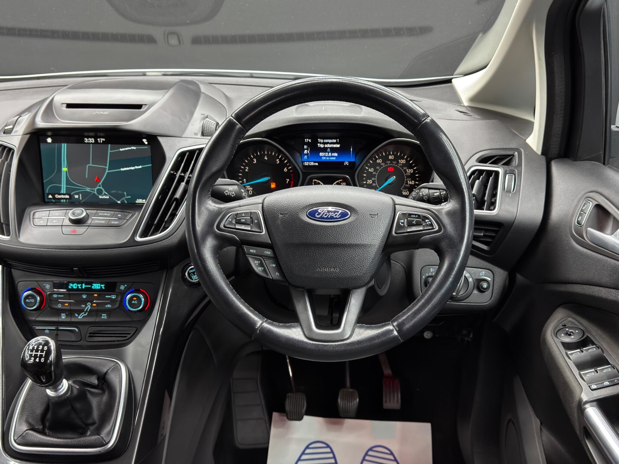 Ford C-Max view 18