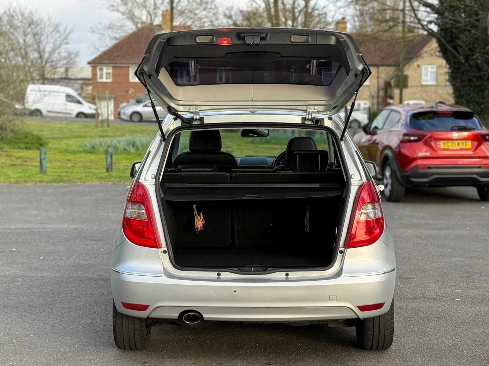 Mercedes-Benz A Class view 44