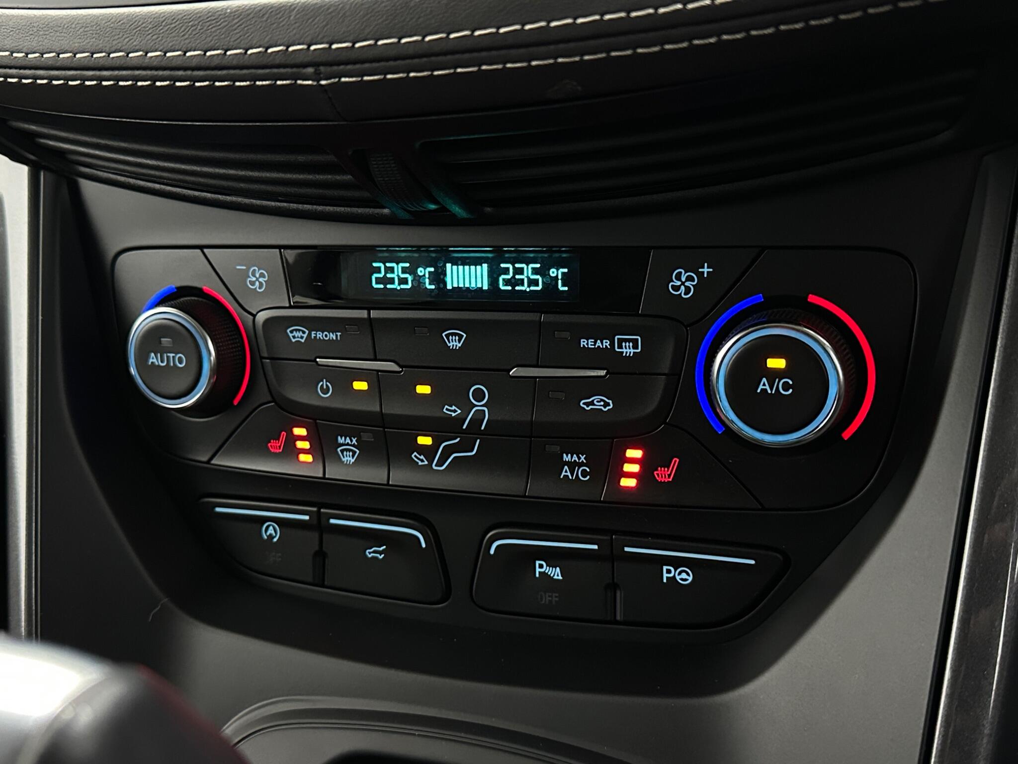 Ford Kuga view 21