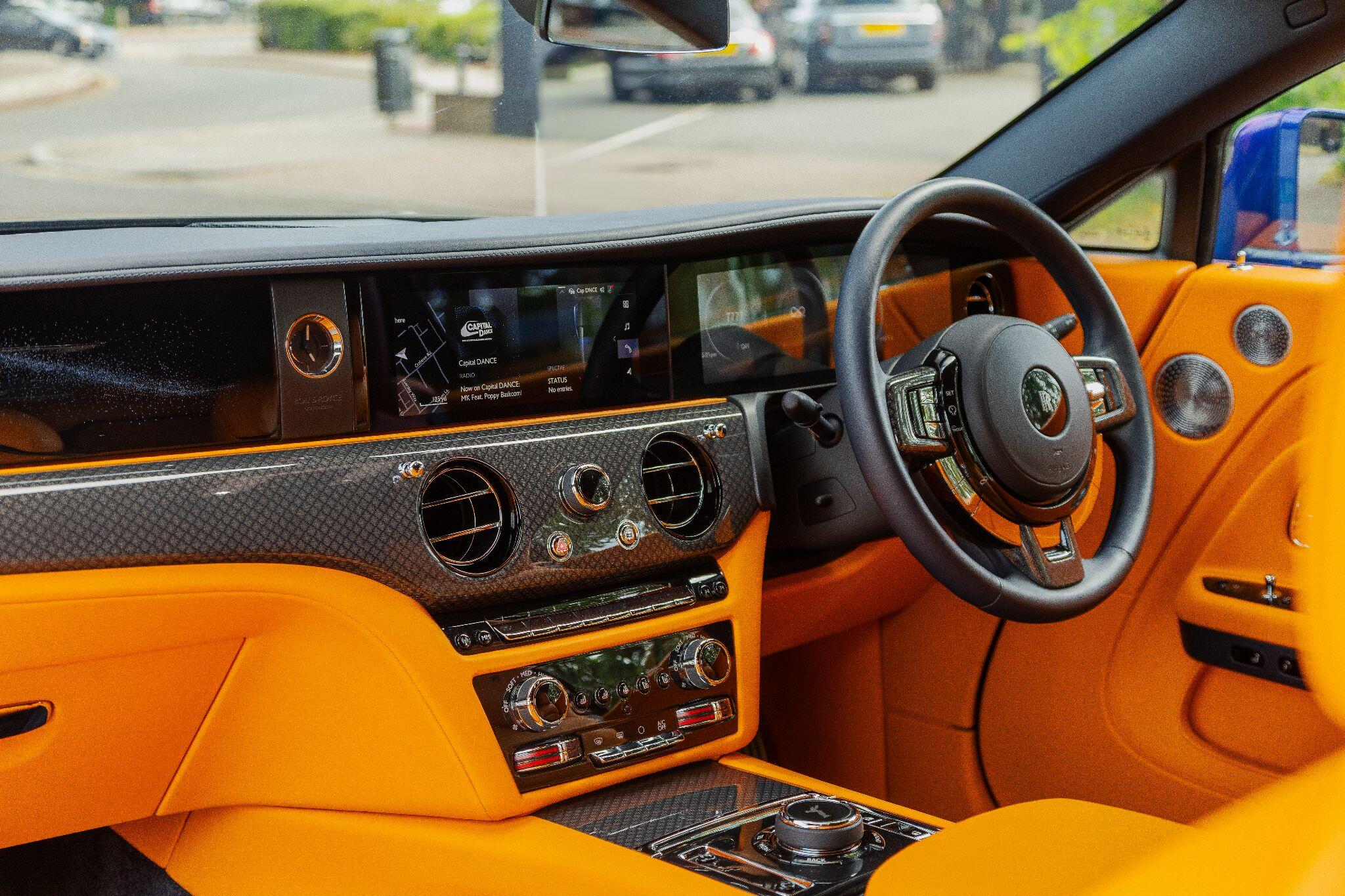 Rolls-Royce Spectre view 11