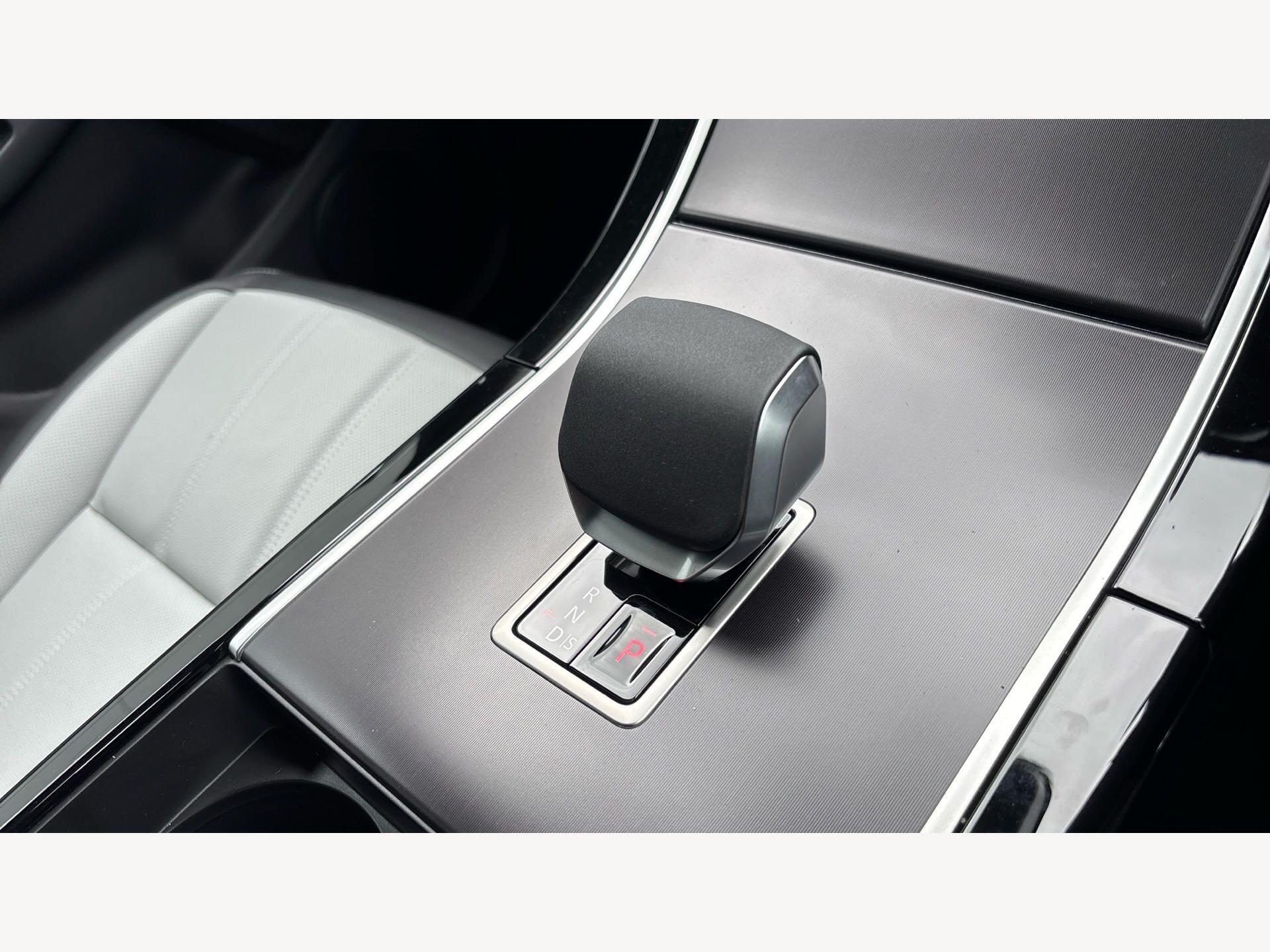 Land Rover Range Rover Evoque view 16