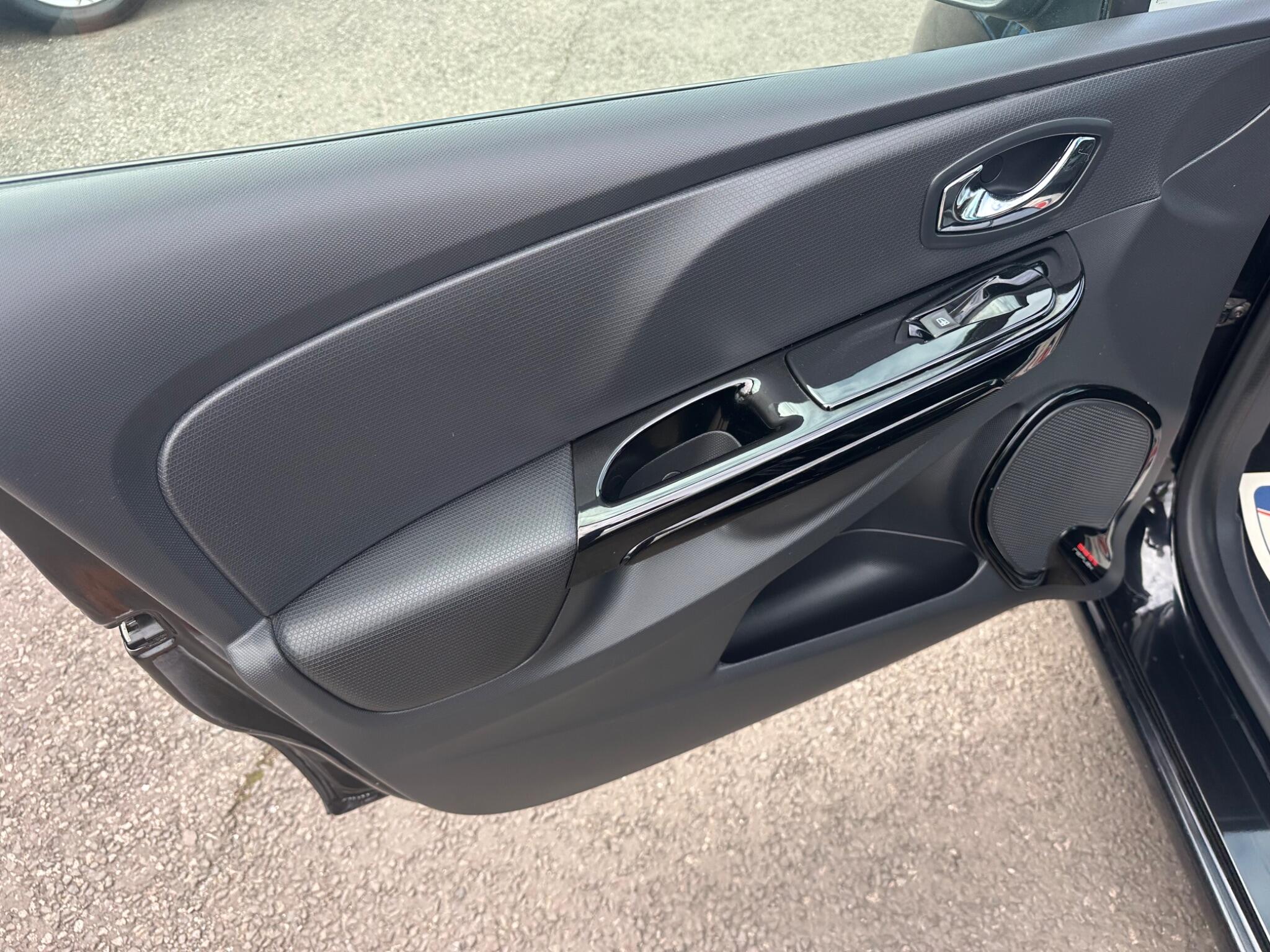 Renault Clio view 26