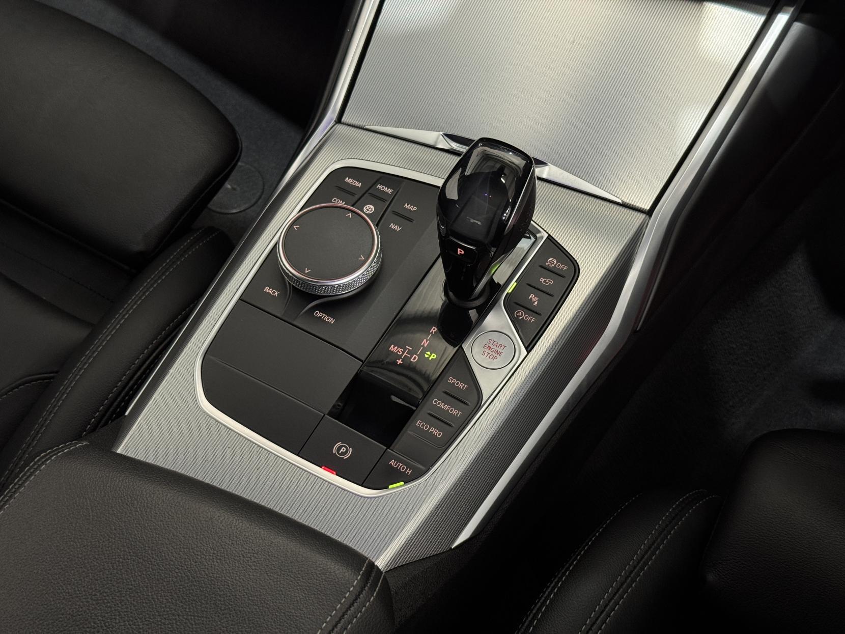 BMW 3 Series view 37