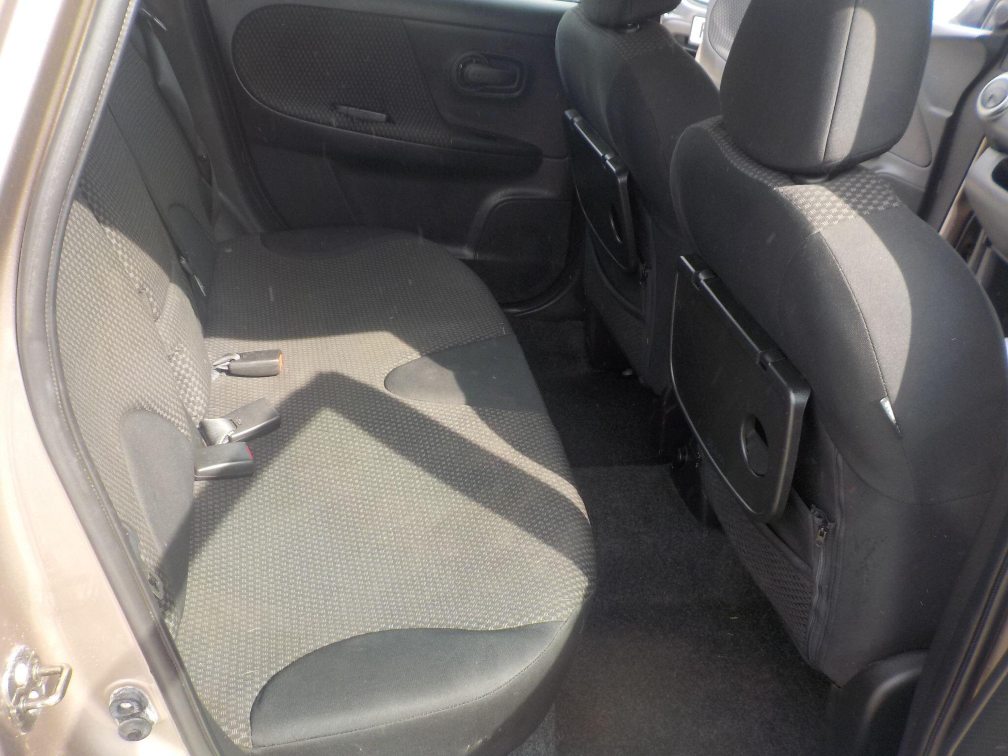 Nissan Note 1.4 16v SE 5dr